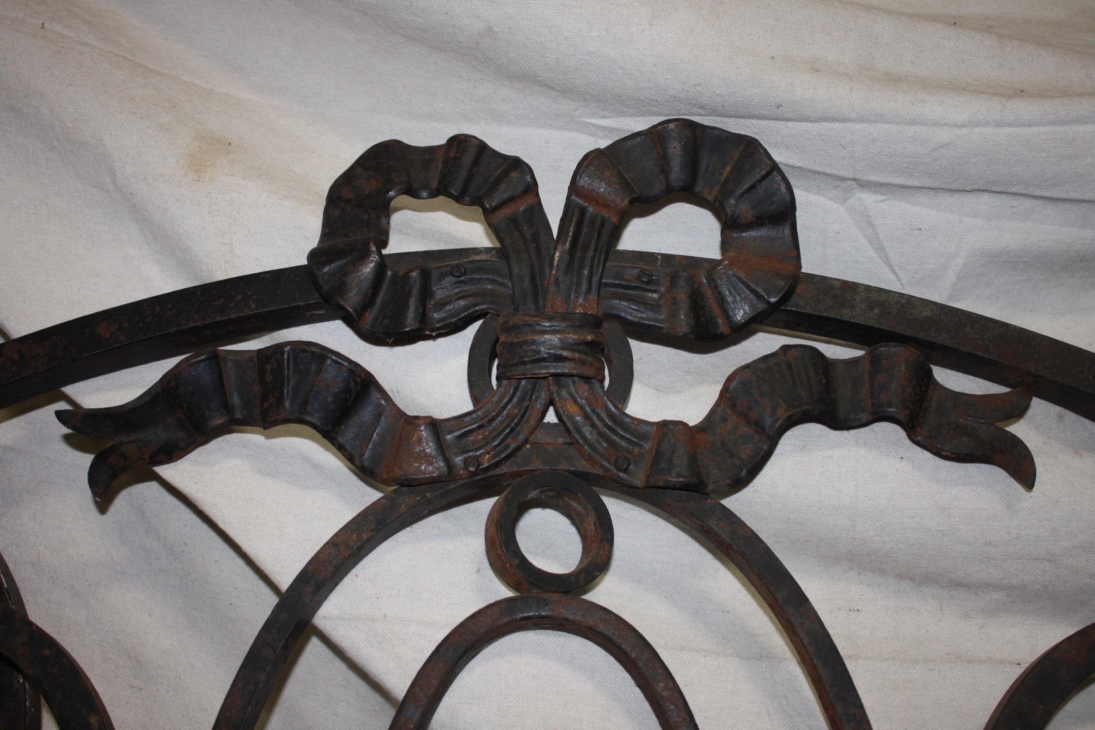 Pair of French 19th Century Iron Gates For Sale 2