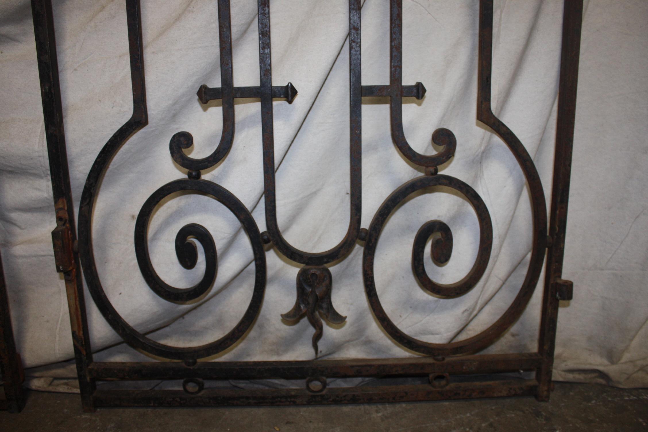 Pair of French 19th Century Iron Gates For Sale 3