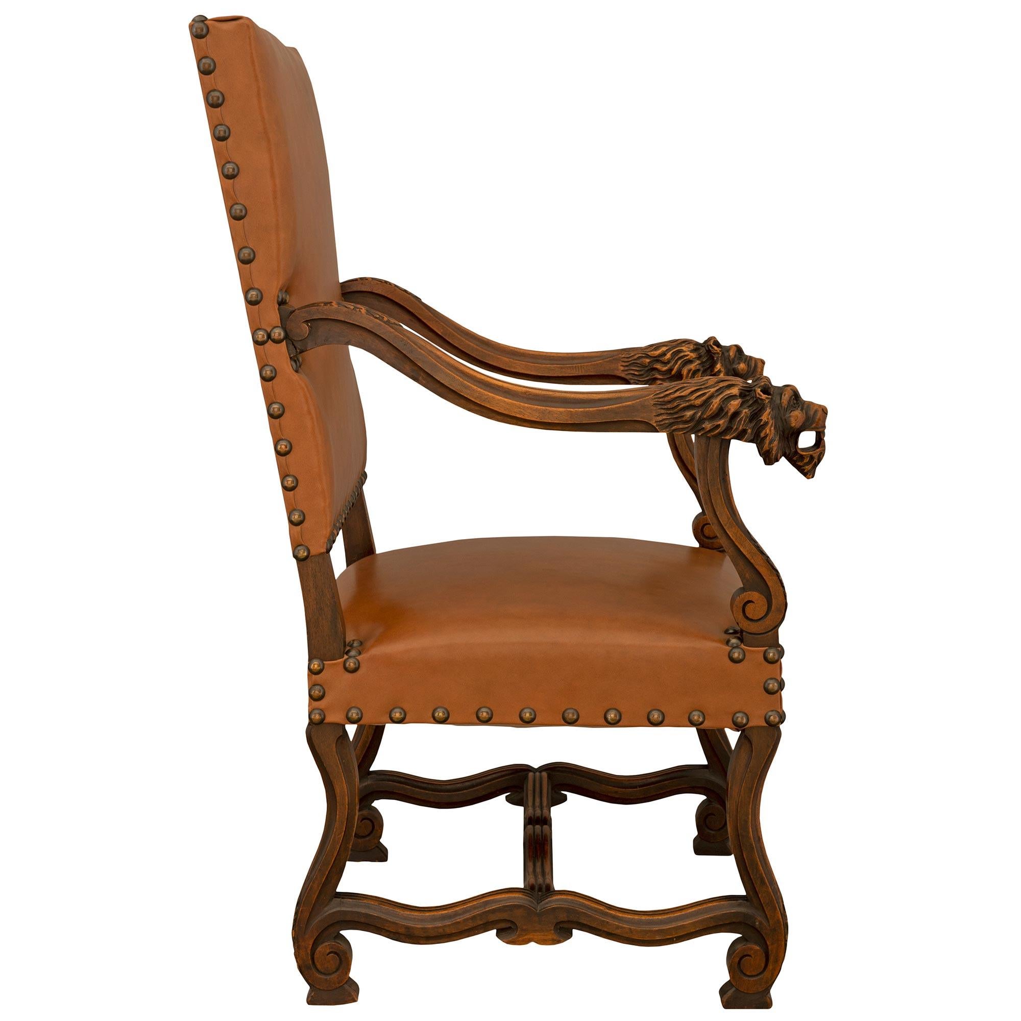 Pair of French 19th Century Louis XIII St. Os De Mouton Oak Armchairs In Good Condition For Sale In West Palm Beach, FL