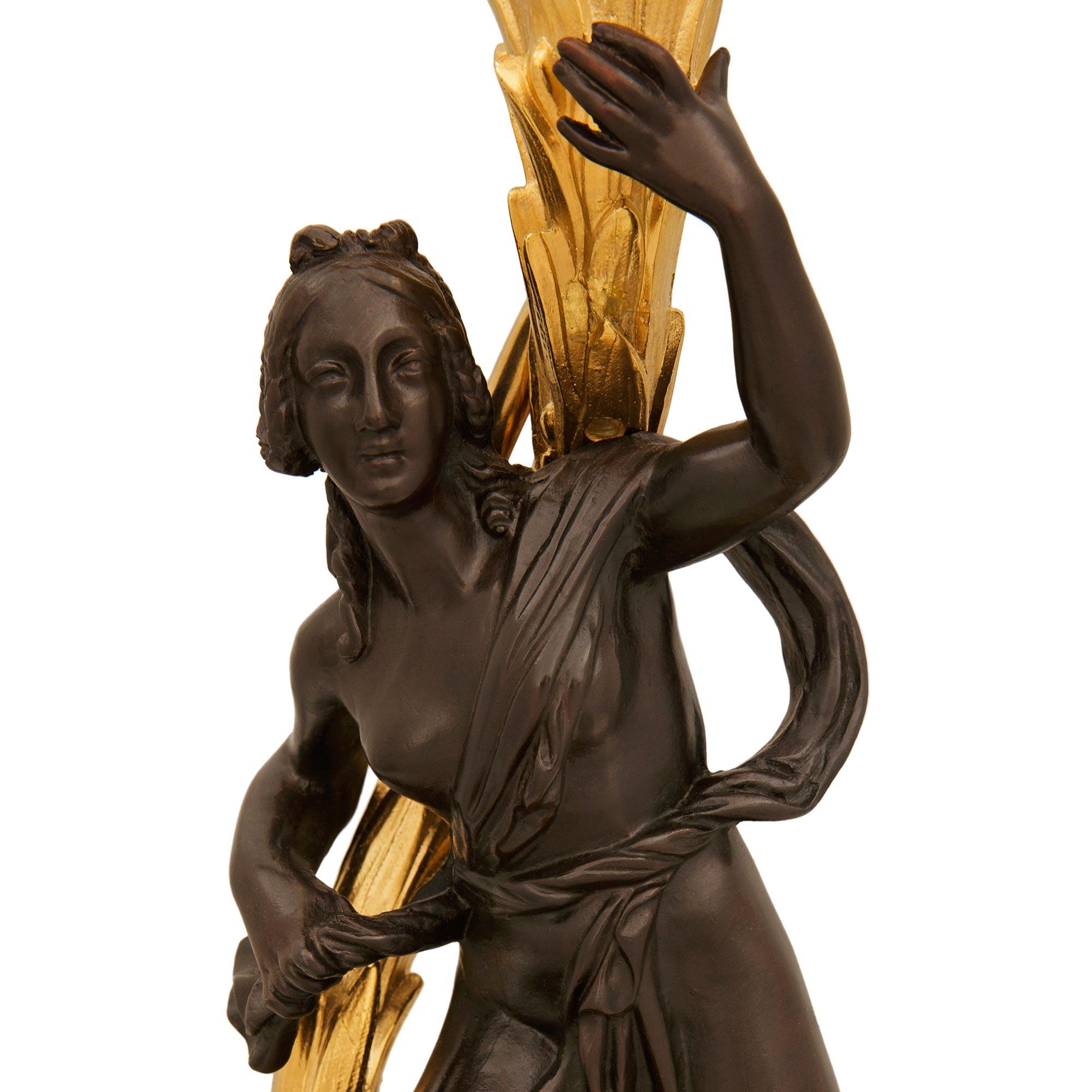 Paar französische Lampen aus Bronze, Holz und Ormolu im Stil Louis XV des 19. im Angebot 1