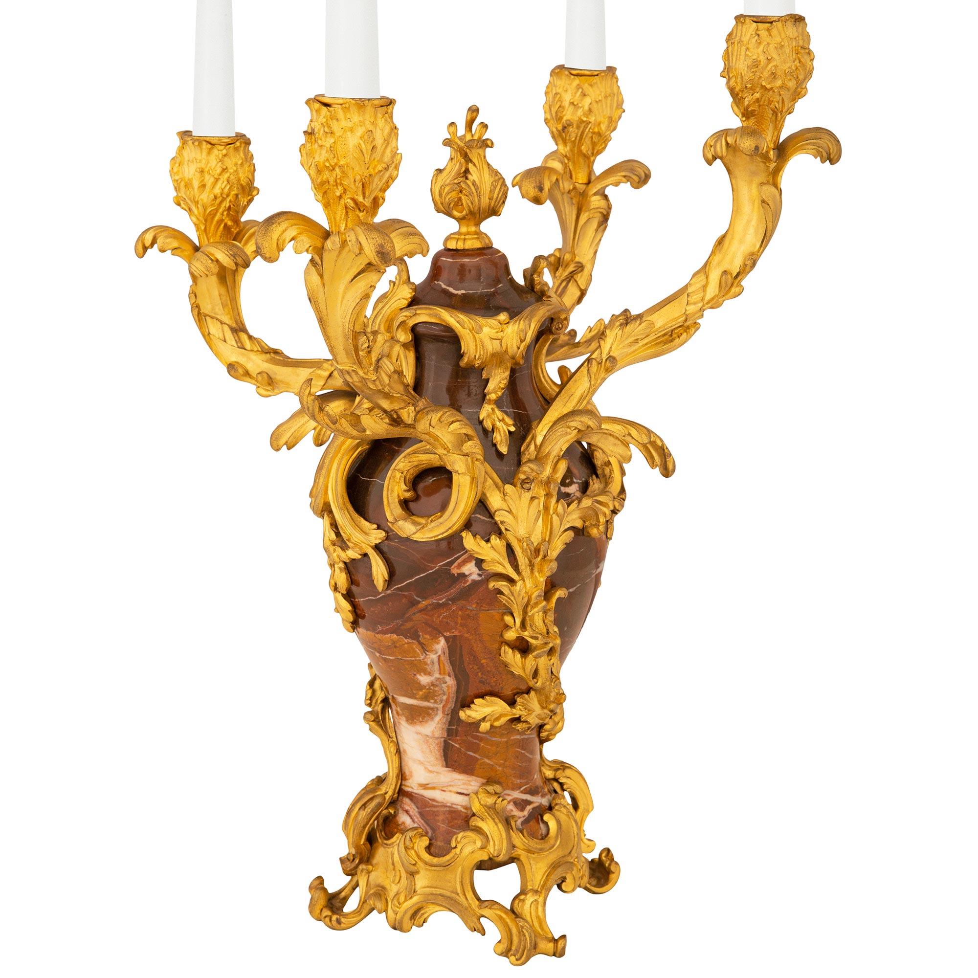 Francese Coppia di candelabri francesi del XIX secolo in stile Luigi XV, firmati F. Link in vendita