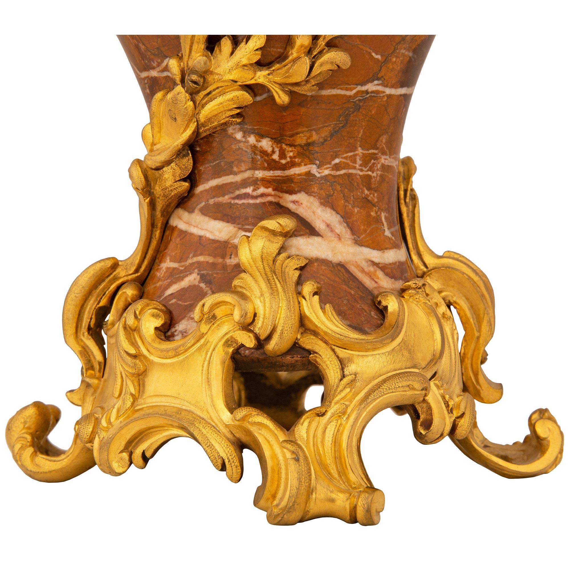 Coppia di candelabri francesi del XIX secolo in stile Luigi XV, firmati F. Link in vendita 4
