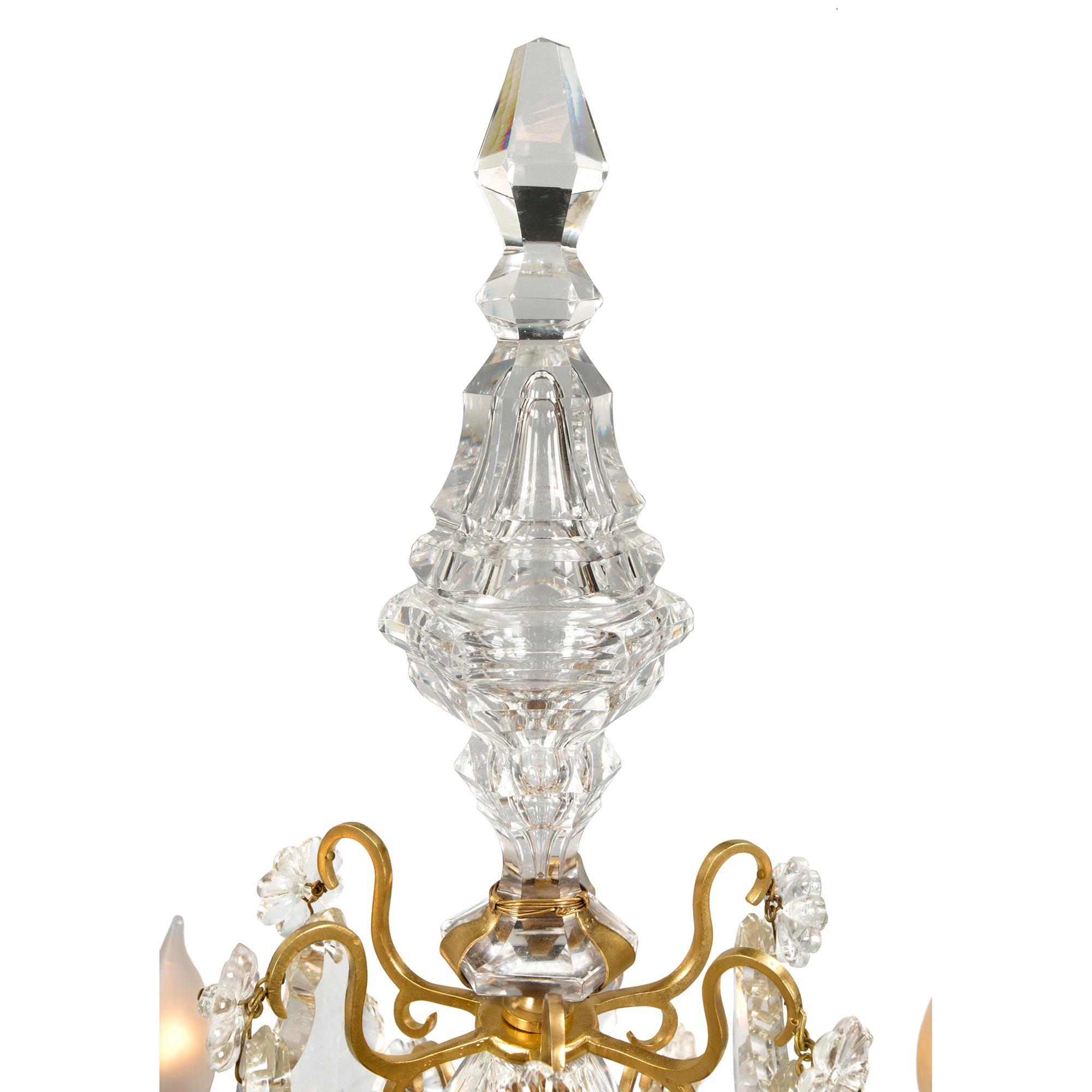 Pareja de Girándolas Francesas del Siglo XIX Estilo Luis XV de Ormolu y Baccarat Francés en venta
