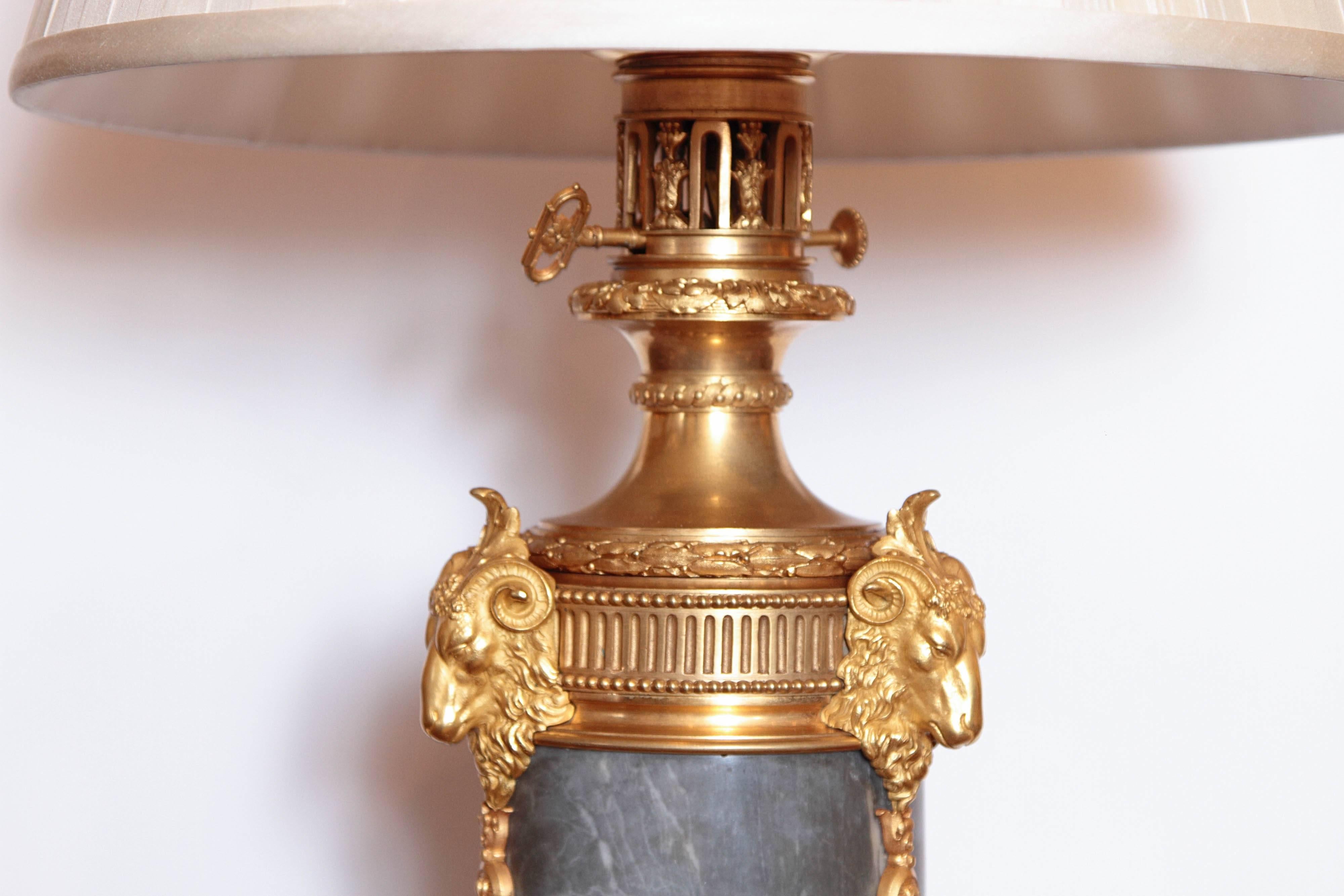 Pair of French 19th Century Louis XVI Marble and Gilt Bronze Rams Head Lamps 1