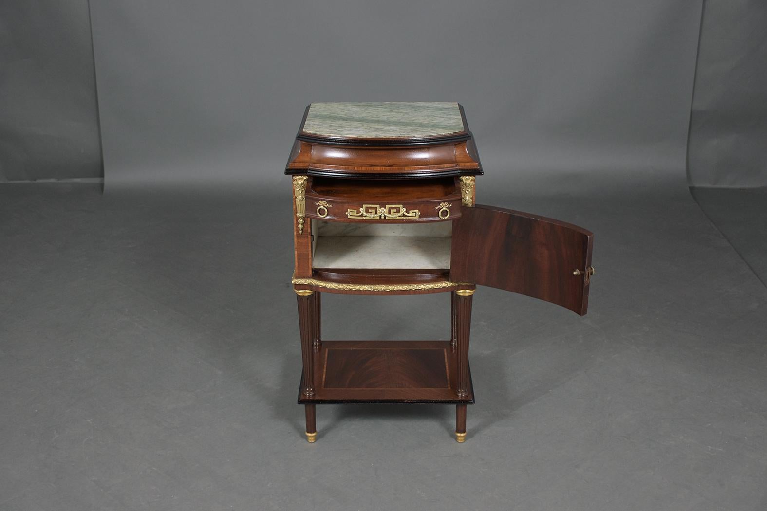 Pair of French 19th Century Louis XVI Nightstands 3