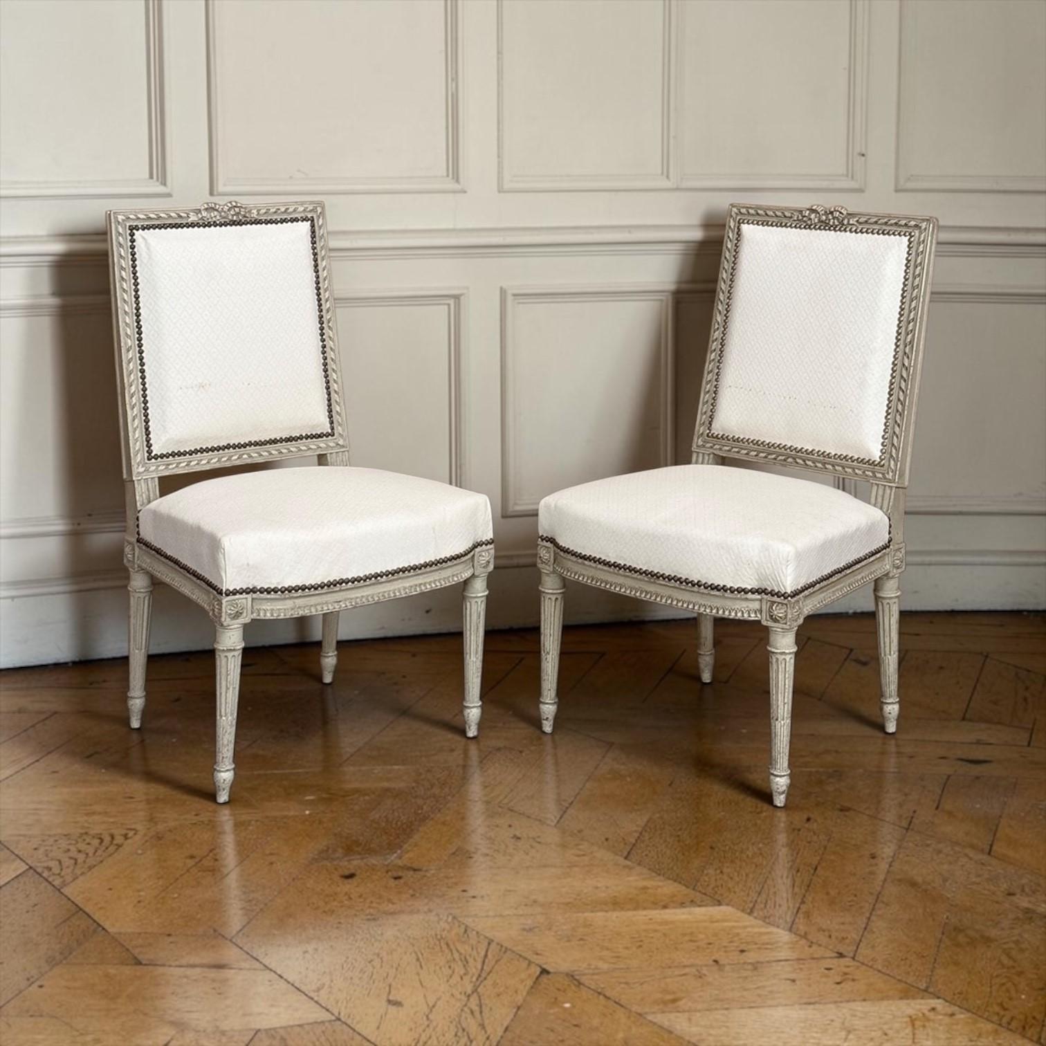 Pair of French 19th Century Louis XVI Painted Chairs For Sale at 1stDibs