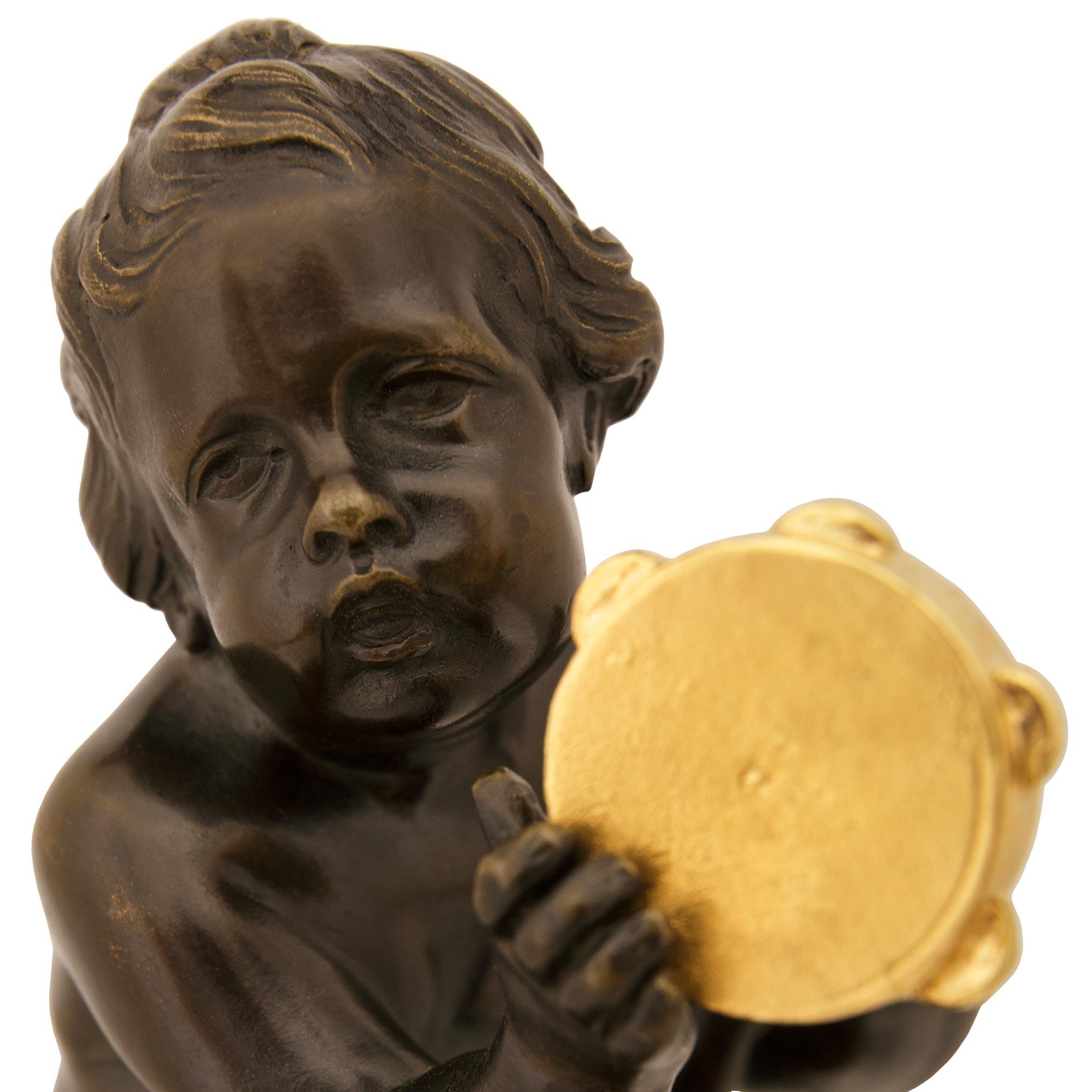 Similoro coppia di statue francesi del XIX secolo in bronzo, ormolu e marmo di epoca Luigi XVI in vendita