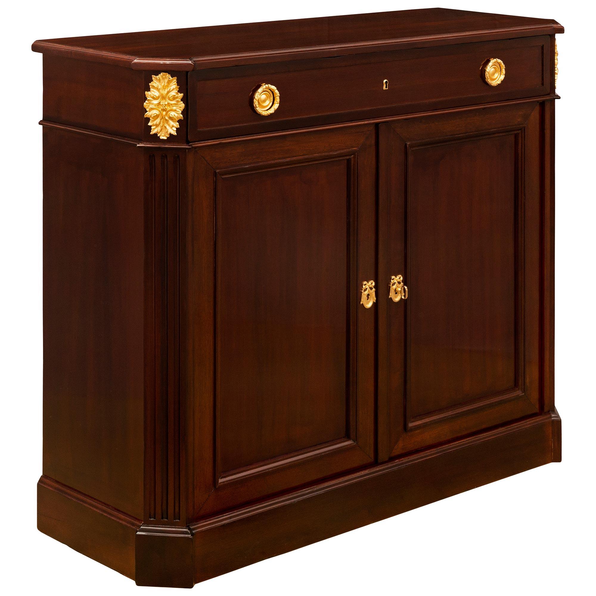 Pair of French 19th Century Louis XVI St. Mahogany and Ormolu Cabinets In Good Condition For Sale In West Palm Beach, FL
