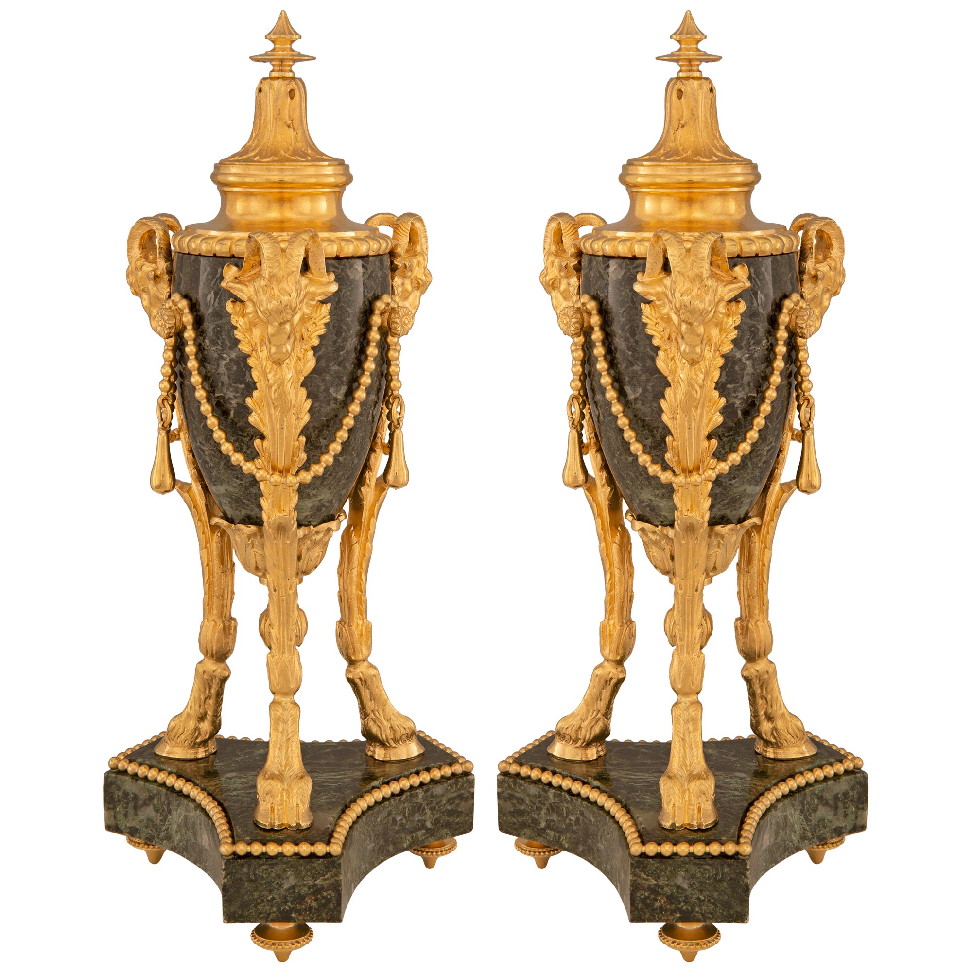 Paar französische Louis-XVI-Kaskasoletten aus Marmor und Goldbronze aus dem 19. Jahrhundert