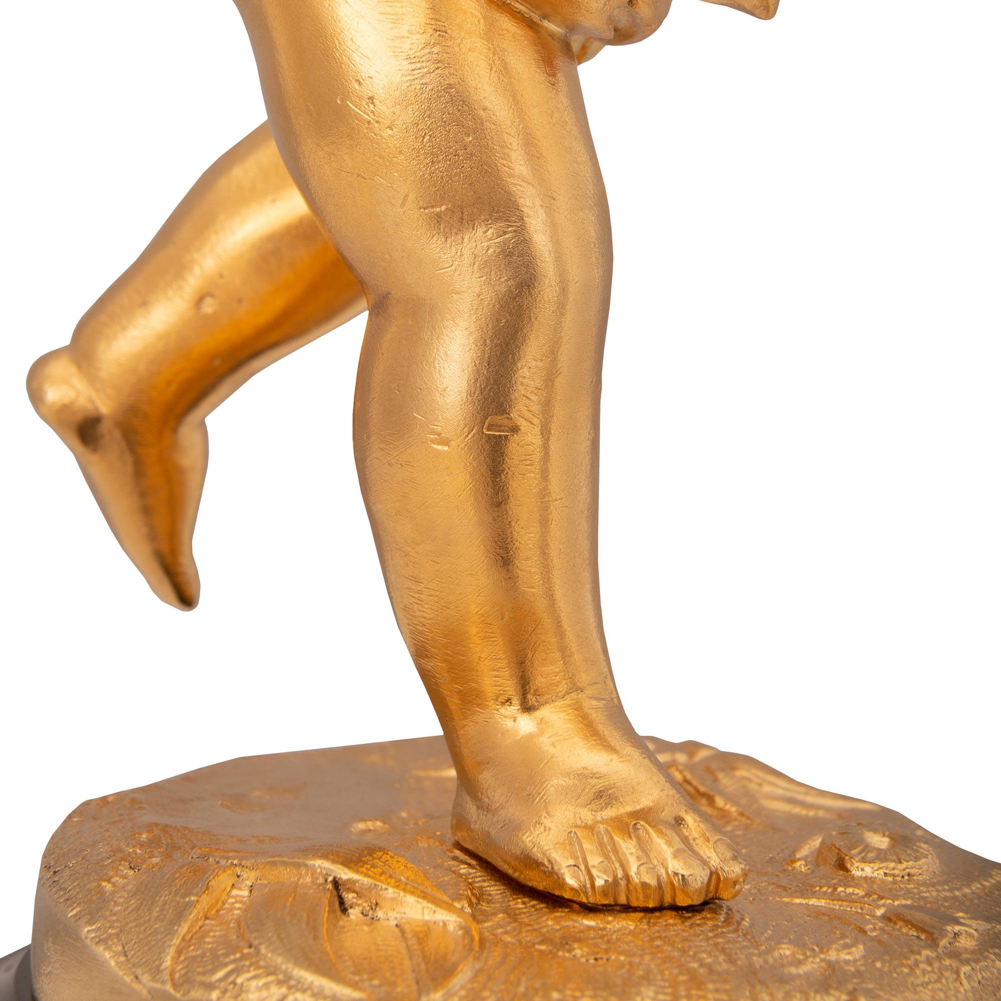 Coppia di statue in marmo e ormolu di stile Luigi XVI del XIX secolo in vendita 3