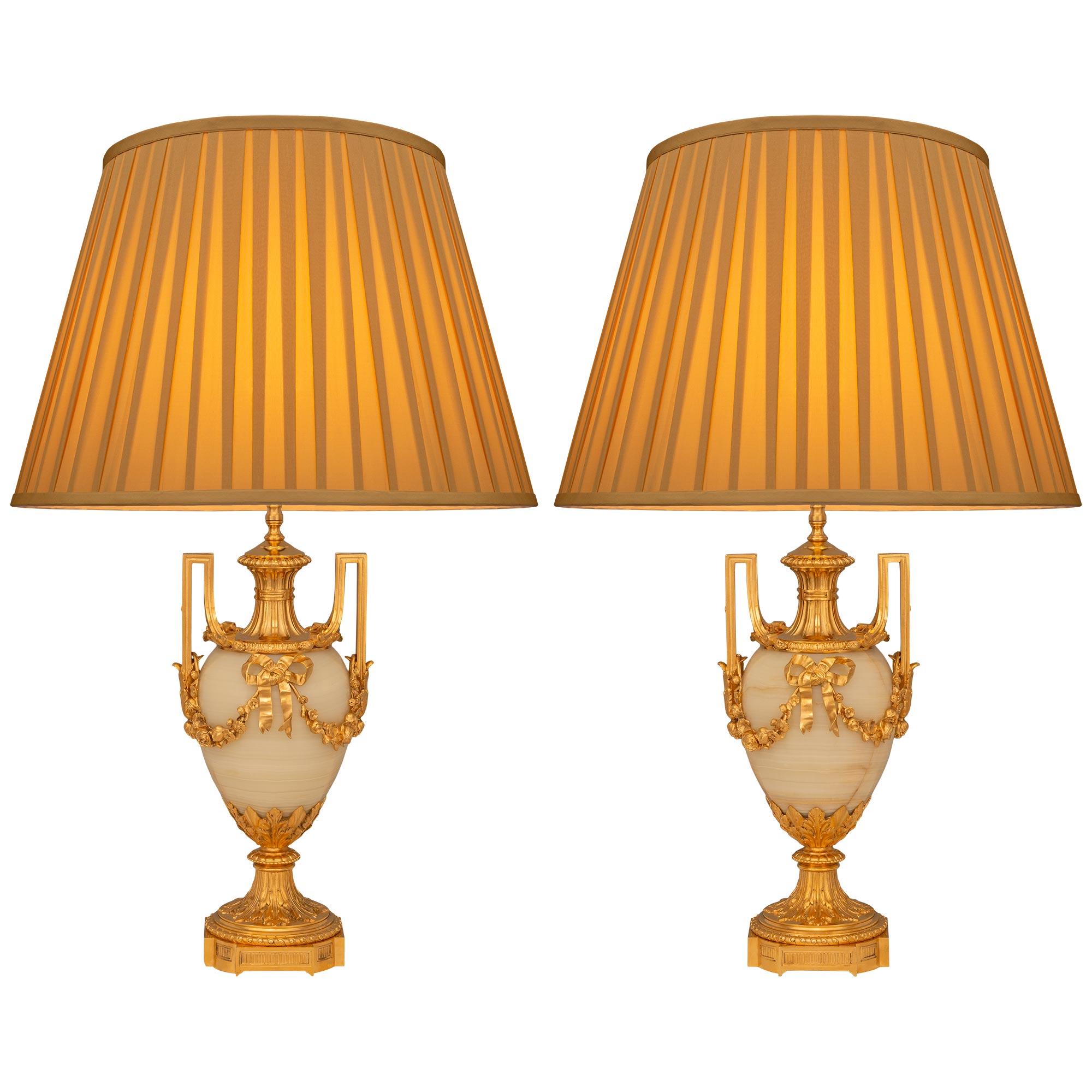 Pair Of French 19th Century Louis XVI St. Ormolu And Onyx Lamps For Sale 8