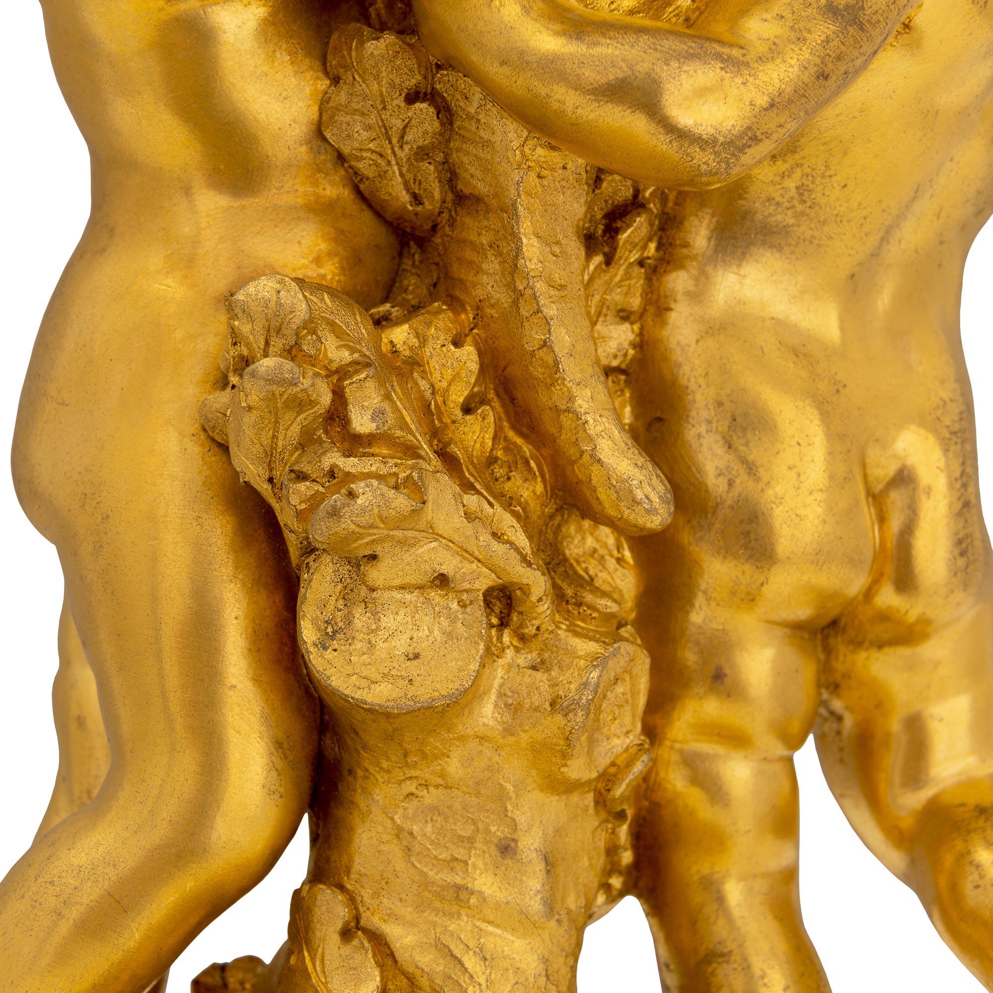 Bronze doré Paire de candélabres en marbre et ormolu de style Louis XVI du 19ème siècle français en vente