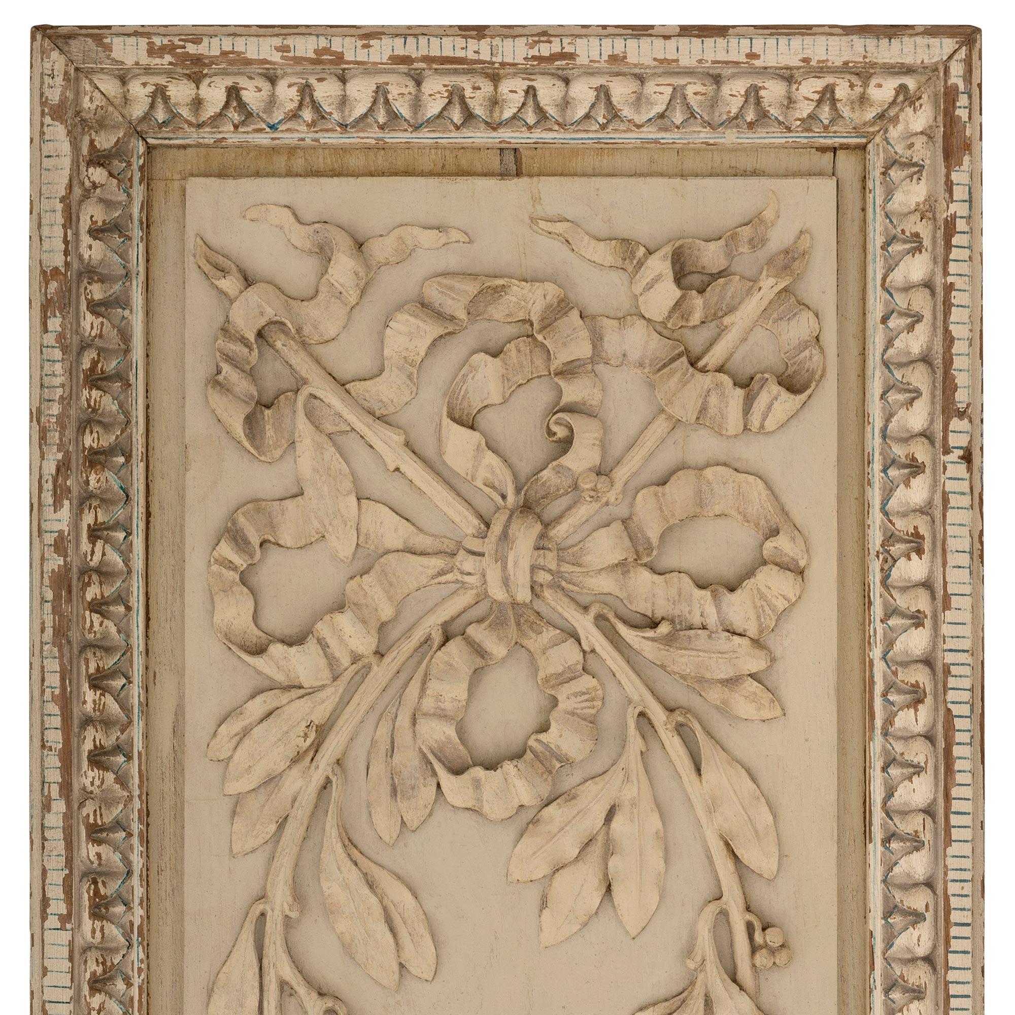 Pair of French 19th Century Louis XVI St. Patinated Wall Decor Panels In Good Condition For Sale In West Palm Beach, FL