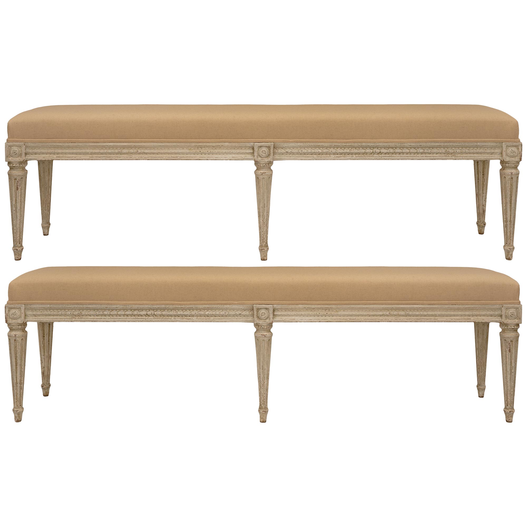 Paire de bancs en bois patiné Louis XVI du 19ème siècle