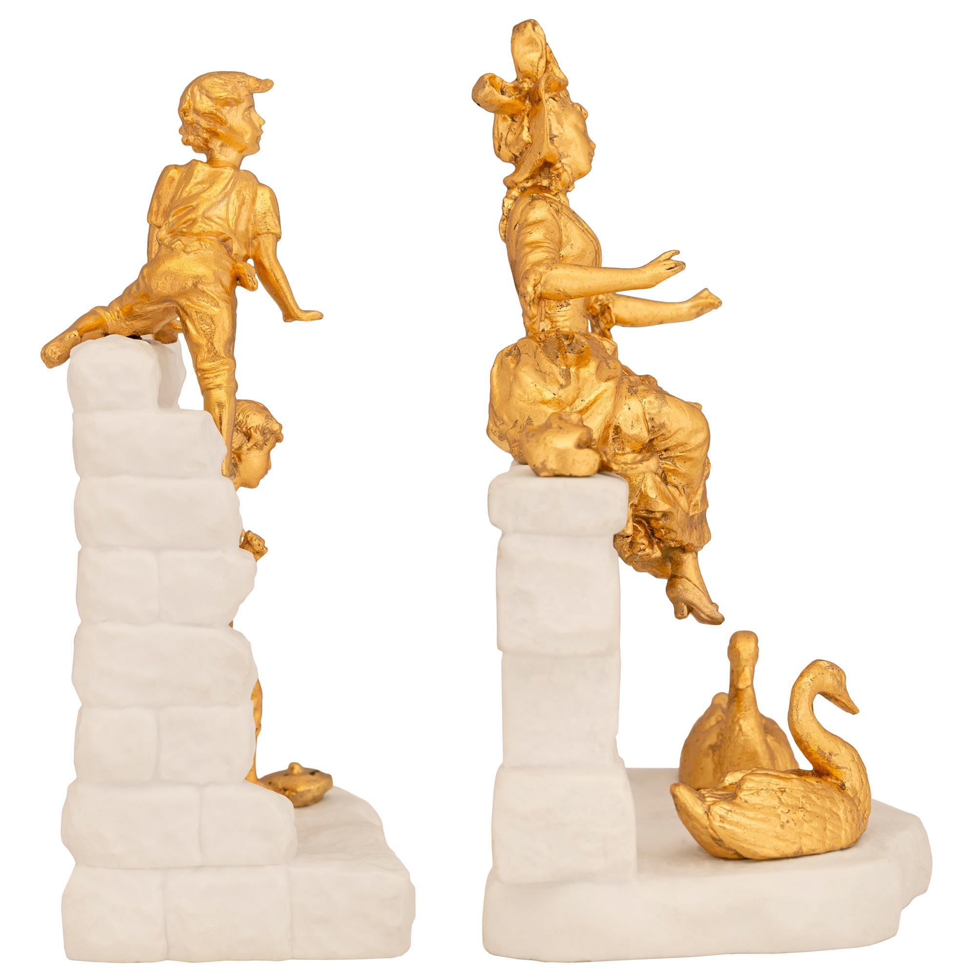 Francese pair of French 19th century Louis XVI st. Sèvres Porcelain and Ormolu statuettes in vendita