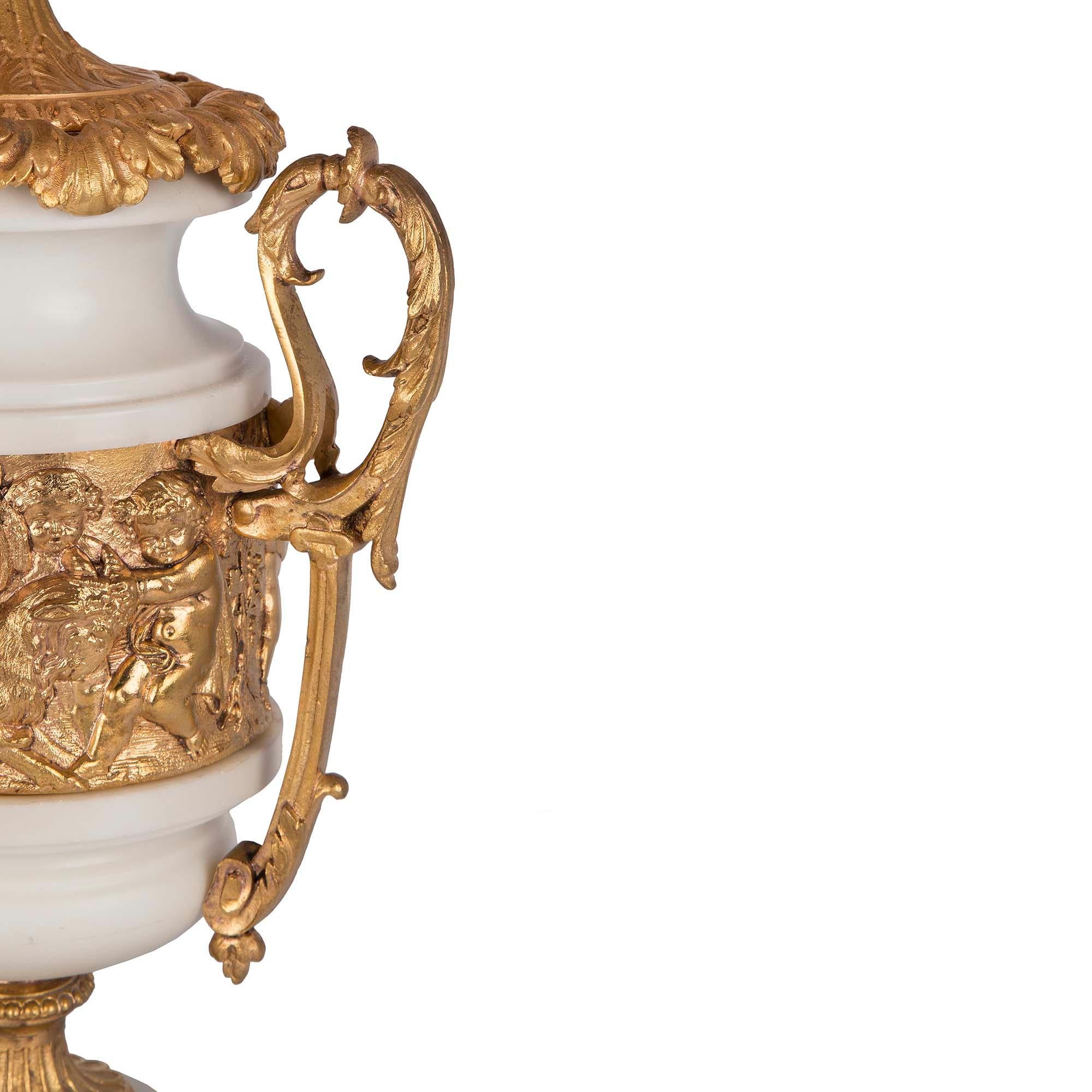 Pair of French 19th Century Louis XVI St. White Carrara Marble and Ormolu Lamps For Sale 2