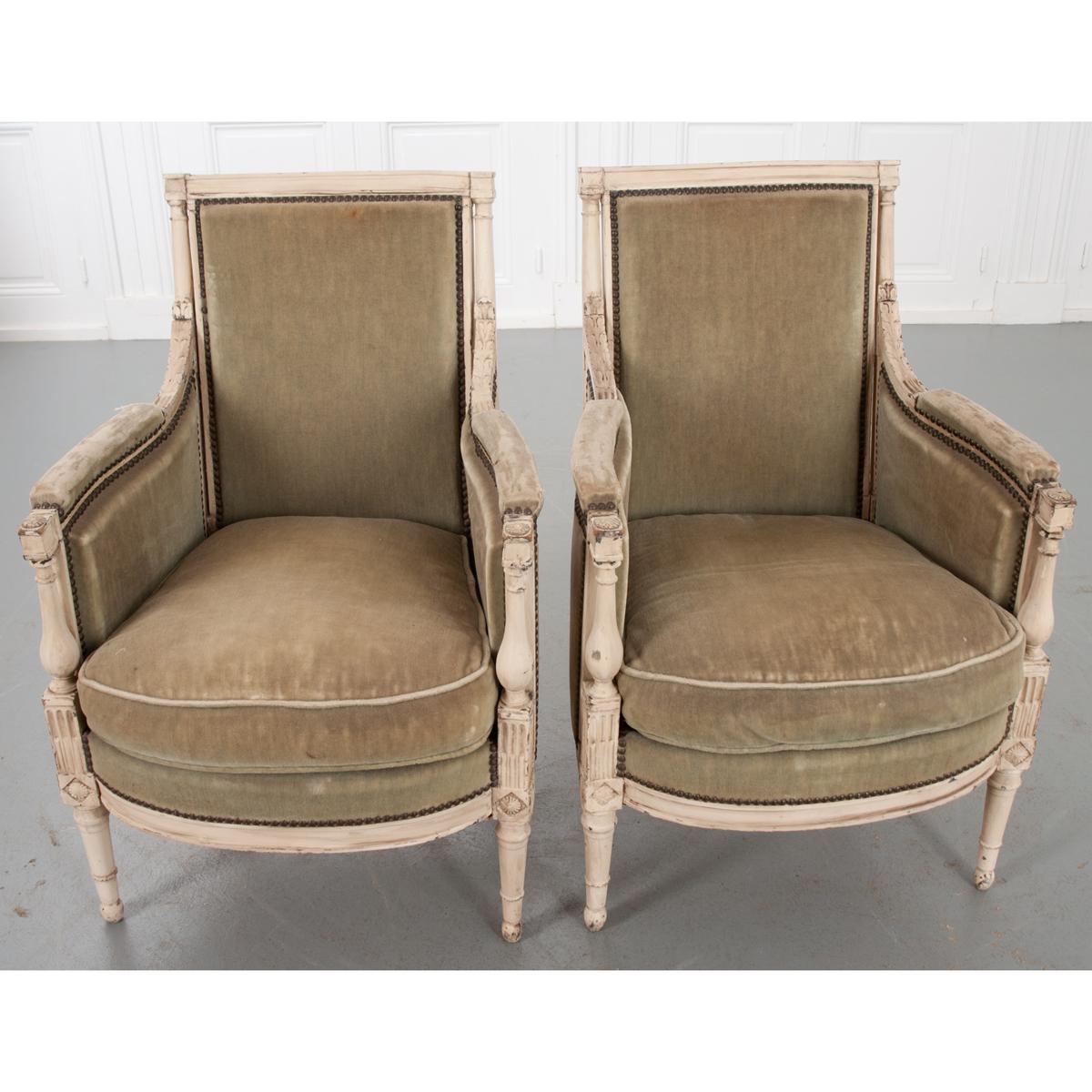 Pair of French 19th Century Louis XVI-Style Bergeres 5