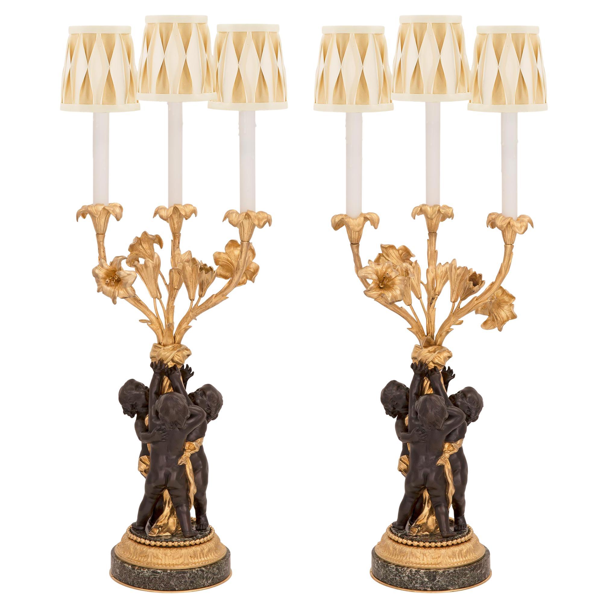 Paar französische Kandelaberlampen im Louis-XVI-Stil des 19. Jahrhunderts
