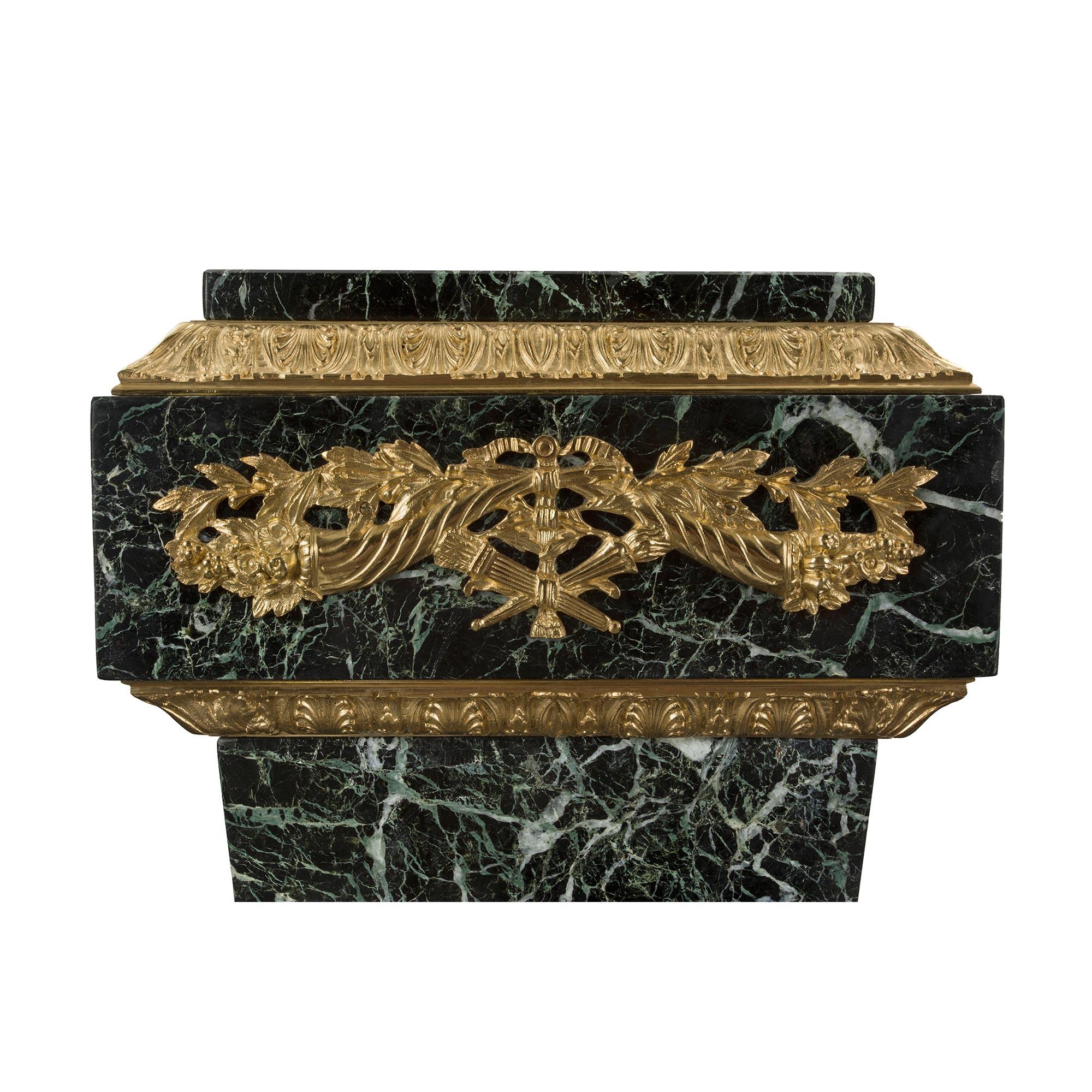 Pair of French 19th Century Louis XVI Style Ormolu and Marble Pedestal For Sale 4