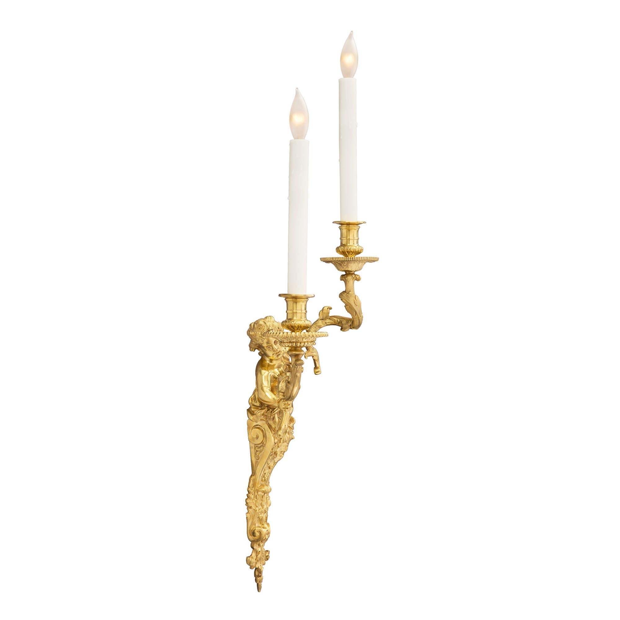 Pair of French 19th Century Louis XVI Style Ormolu Sconces, Attributed to Dasson For Sale 1