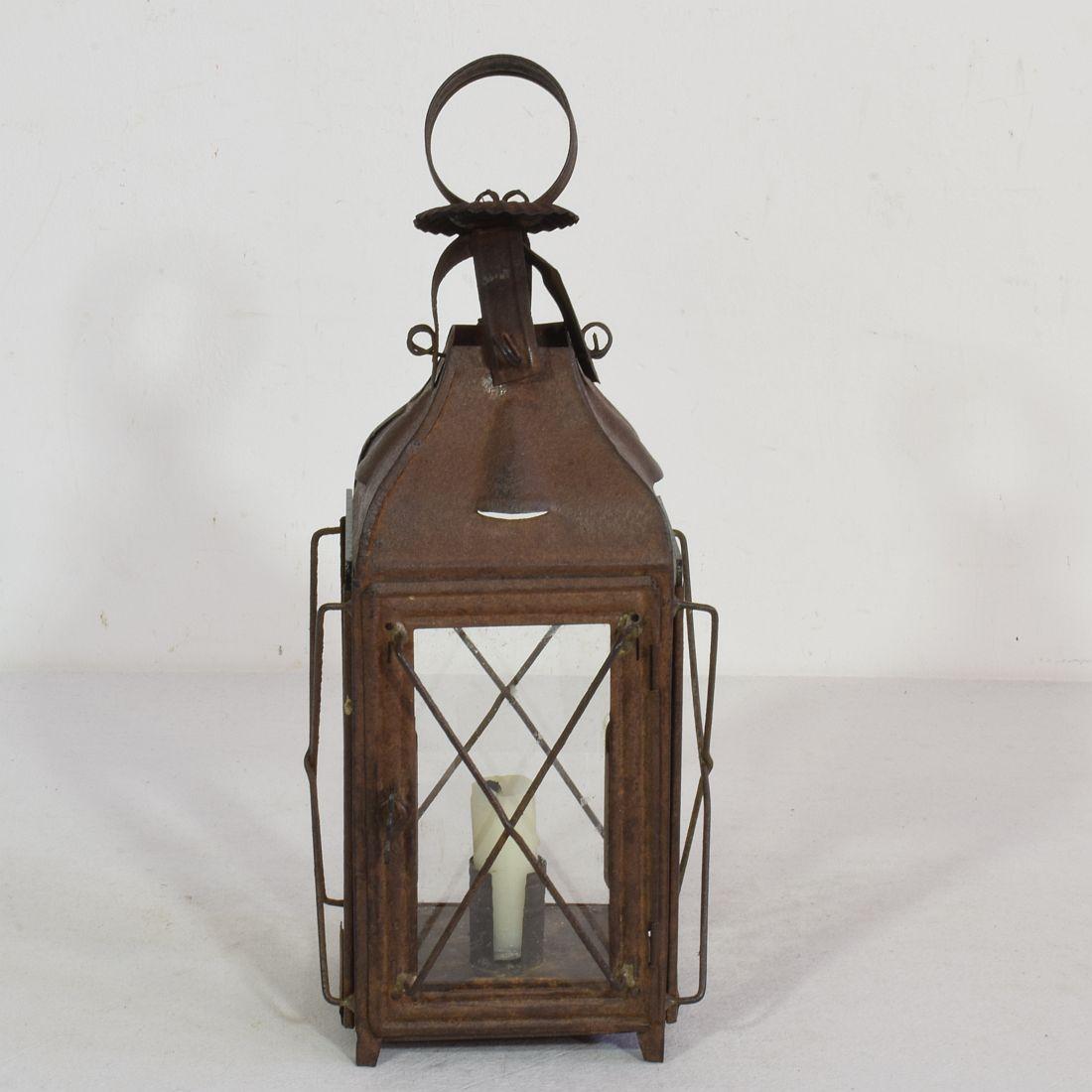 Pair of French, 19th Century Metal Lanterns For Sale 4