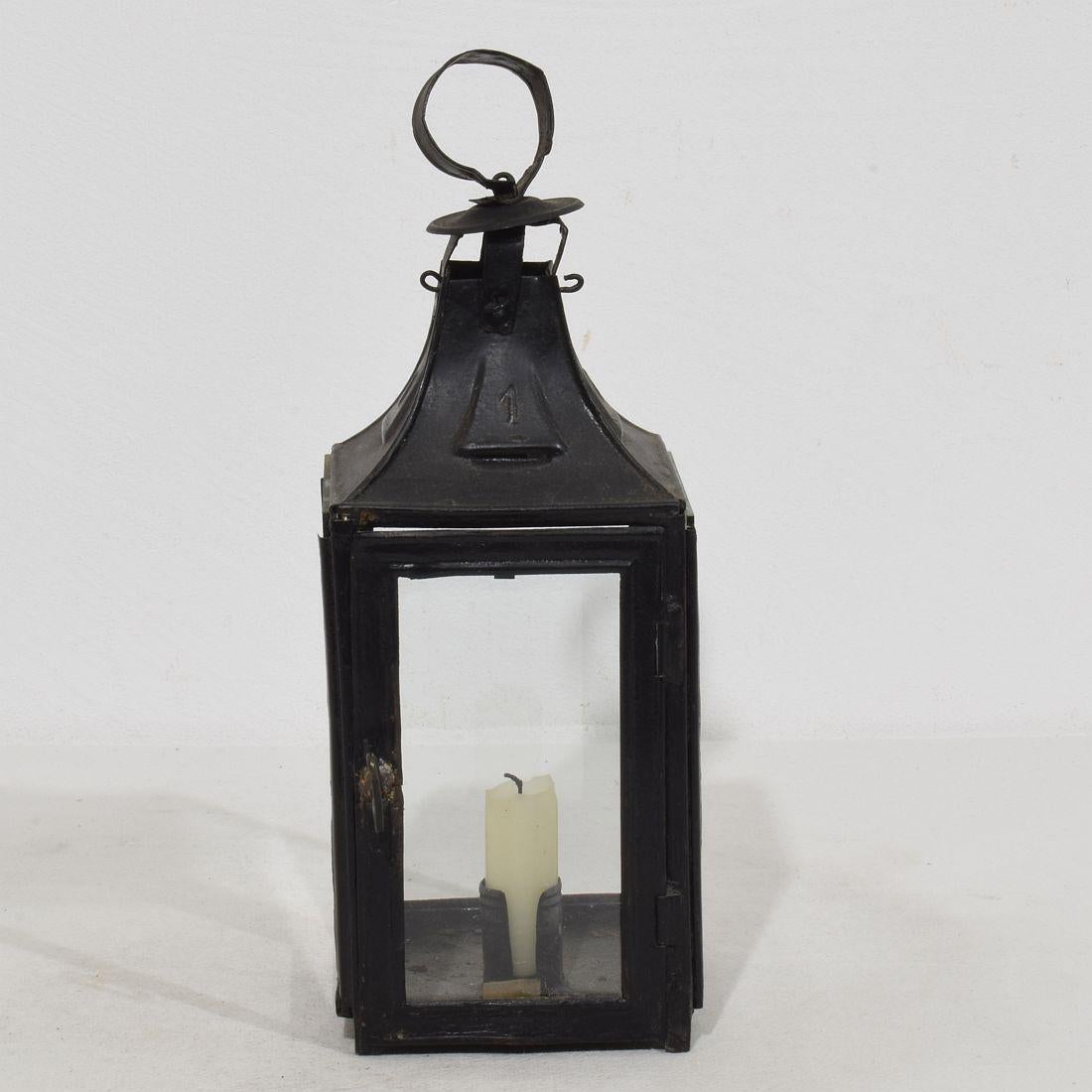 Paire de lanternes françaises en métal du 19ème siècle en vente 4