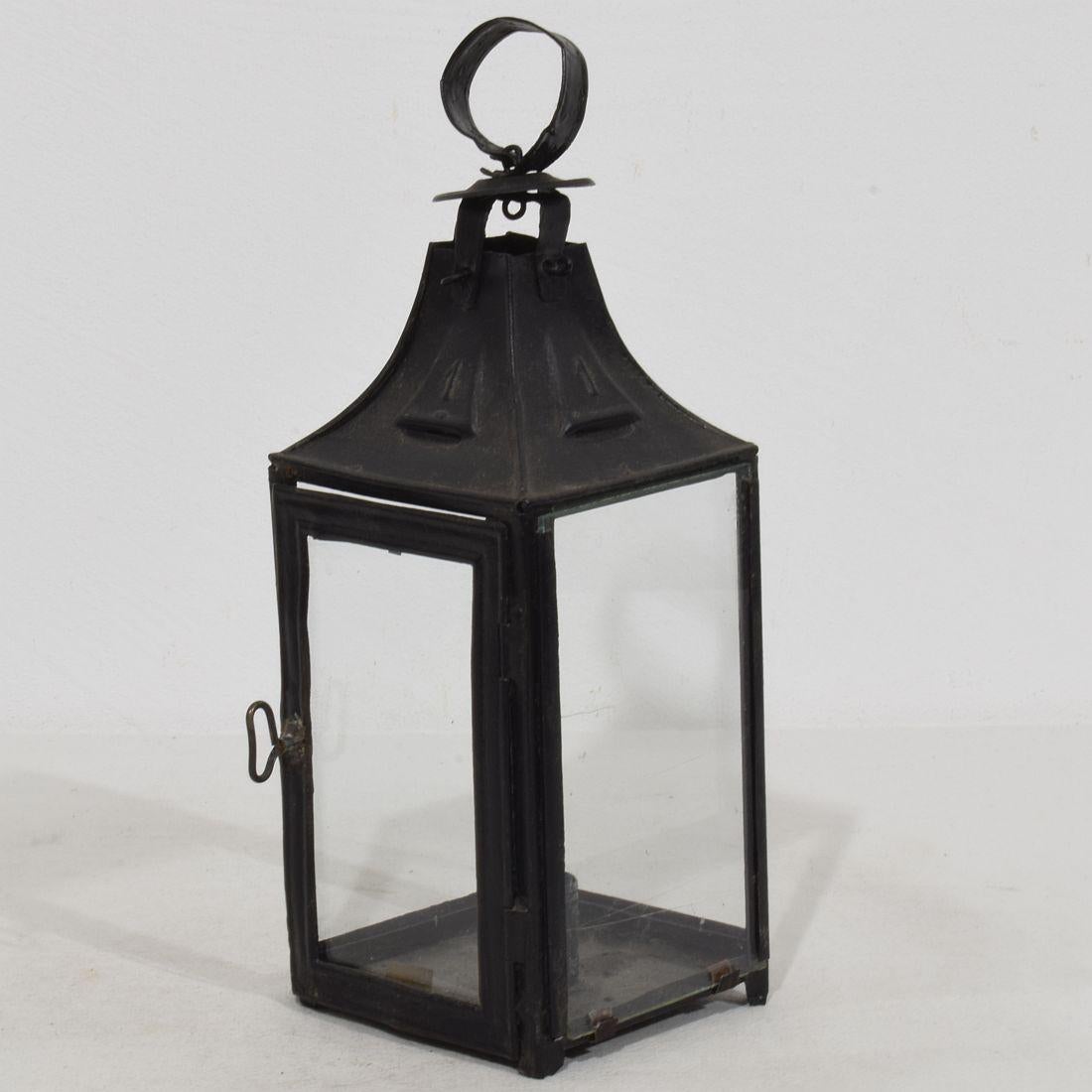 Pair of French, 19th Century Metal Lanterns For Sale 8