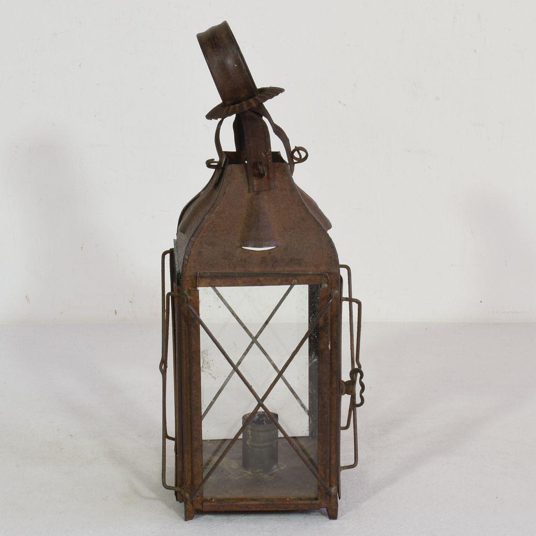 Pair of French, 19th Century Metal Lanterns For Sale 8