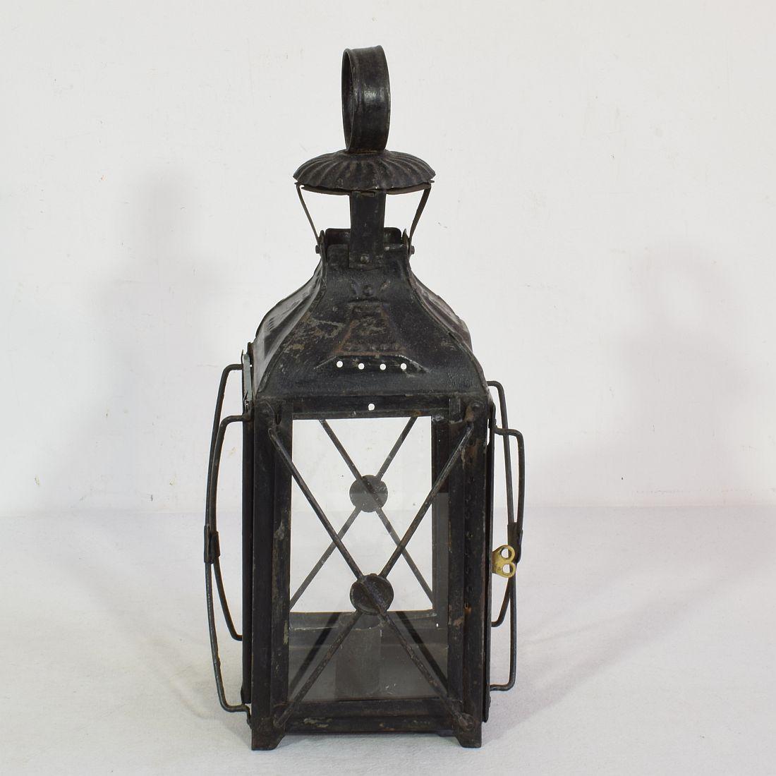 Paire de lanternes françaises en métal du 19ème siècle en vente 1