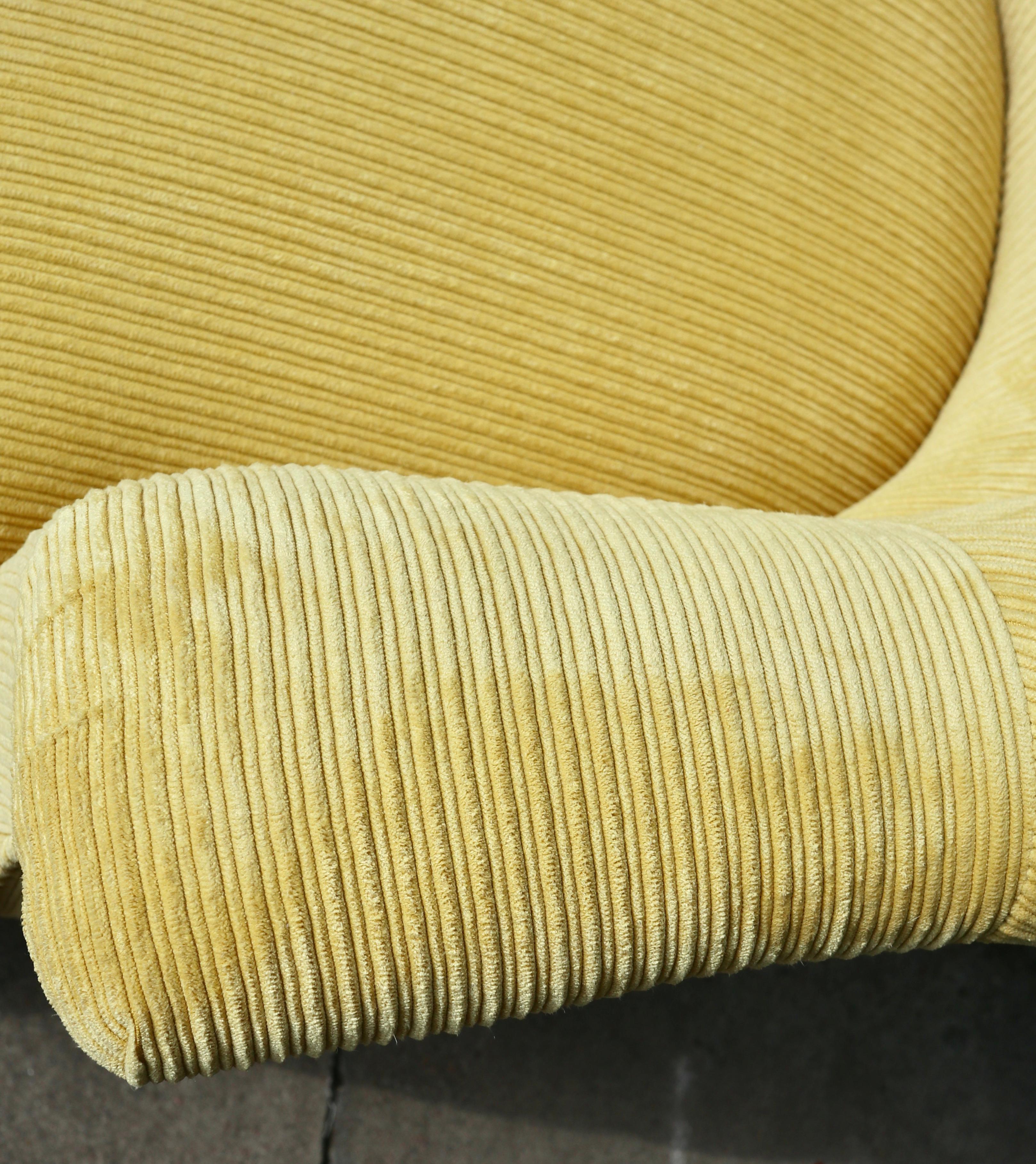  Paar französische crapaud-Sessel aus Korduroy-Textil aus dem 19. Jahrhundert  im Zustand „Gut“ im Angebot in London, GB