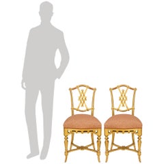 Ein Paar französische Beistellstühle aus vergoldetem Holz aus der Napoleon-III.-Zeit des 19. Jahrhunderts
