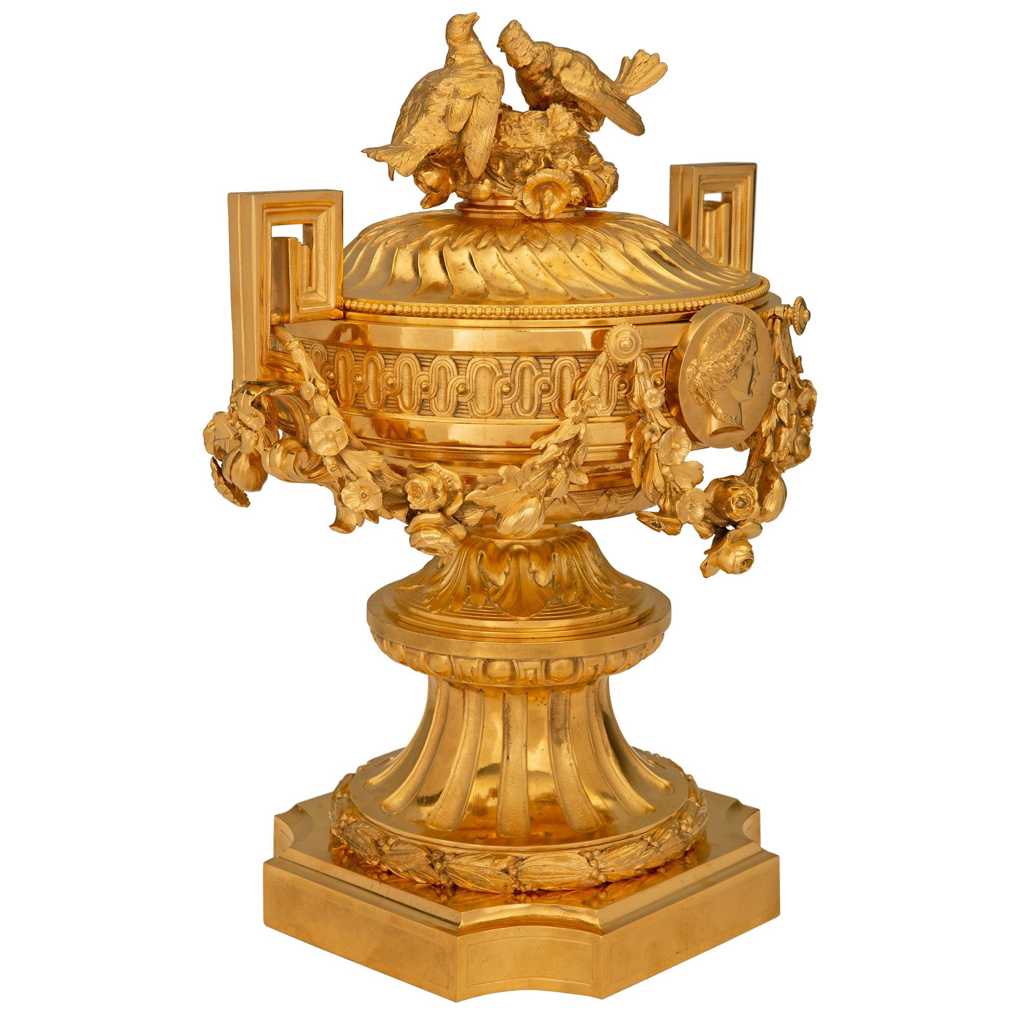 Pair of French 19th Century Napoleon III Period Ormolu Lidded Urns In Good Condition For Sale In West Palm Beach, FL