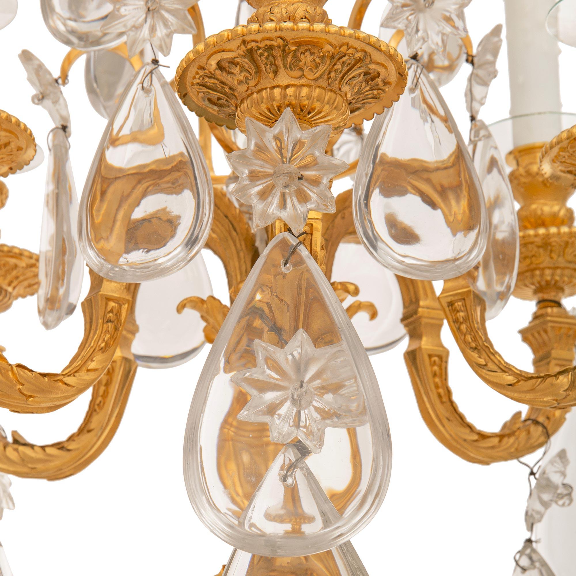 Pair Of French 19th Century Neo-Classical Period Ormolu & Baccarat Crystal Lamps For Sale 1