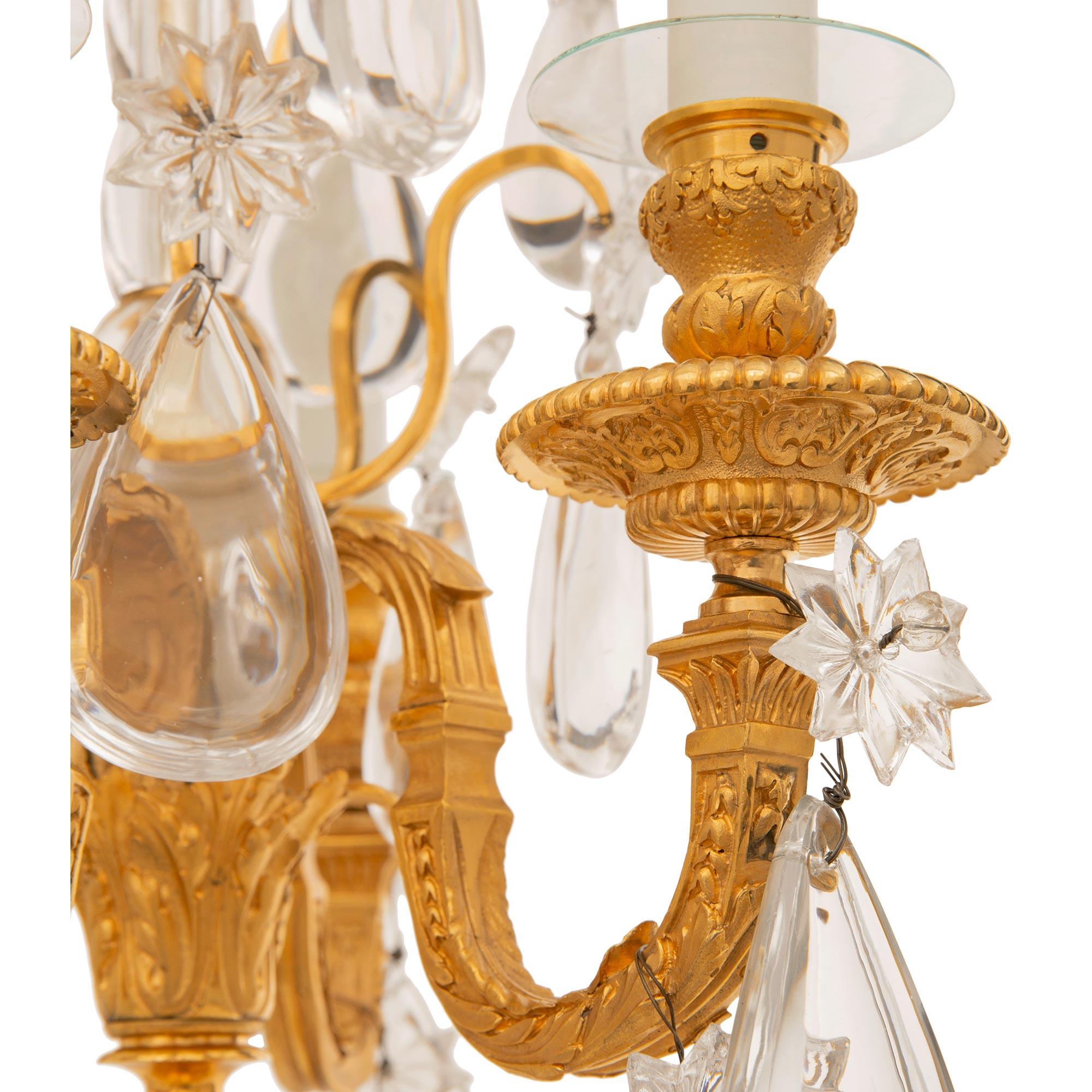 Pair Of French 19th Century Neo-Classical Period Ormolu & Baccarat Crystal Lamps For Sale 2