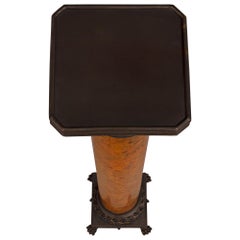 Coppia di colonne neoclassiche francesi del XIX secolo in acero di S. Burl e bronzo