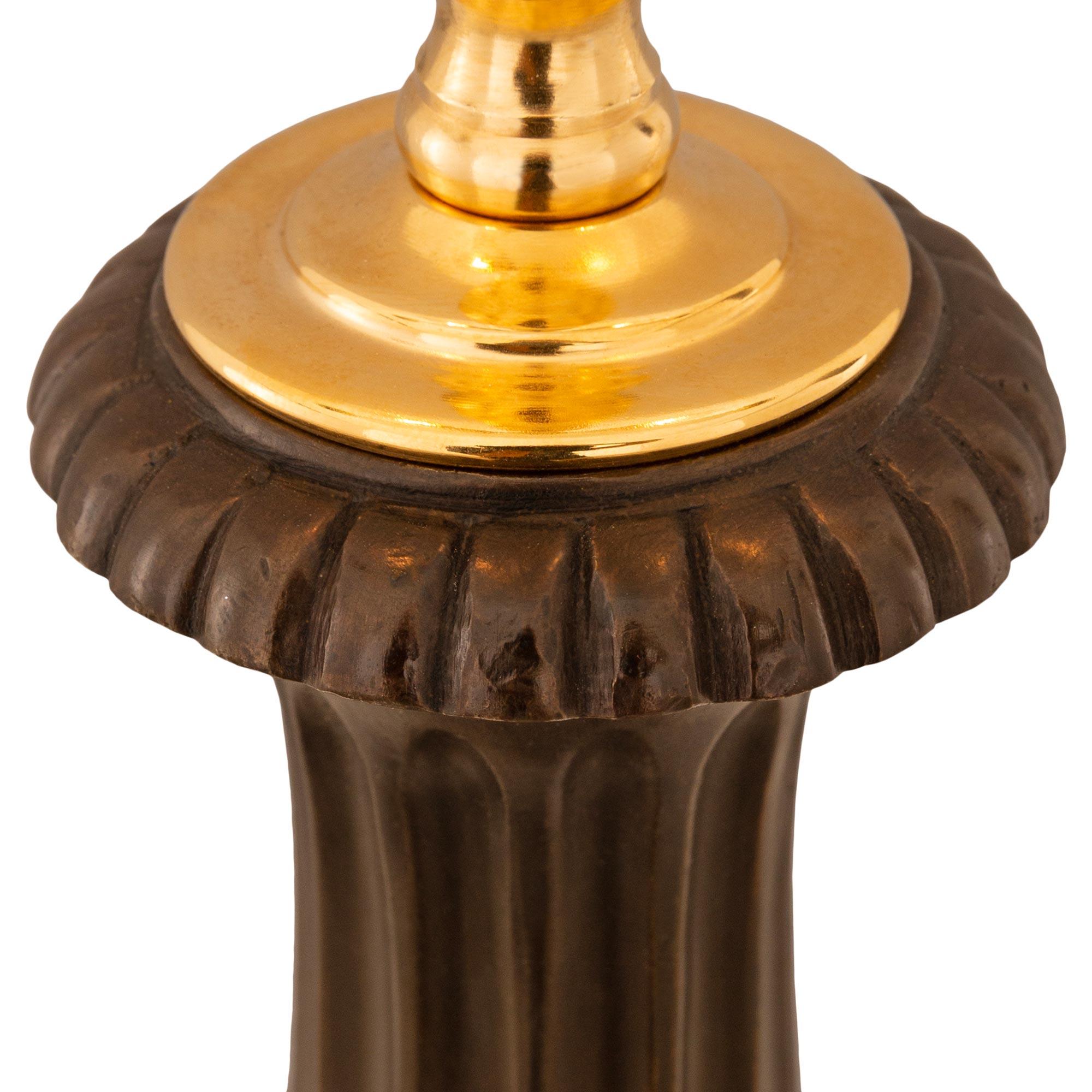19th Century pair of French 19th century Neo-Greek st. Giltwood, Bronze and Ormolu lamps For Sale