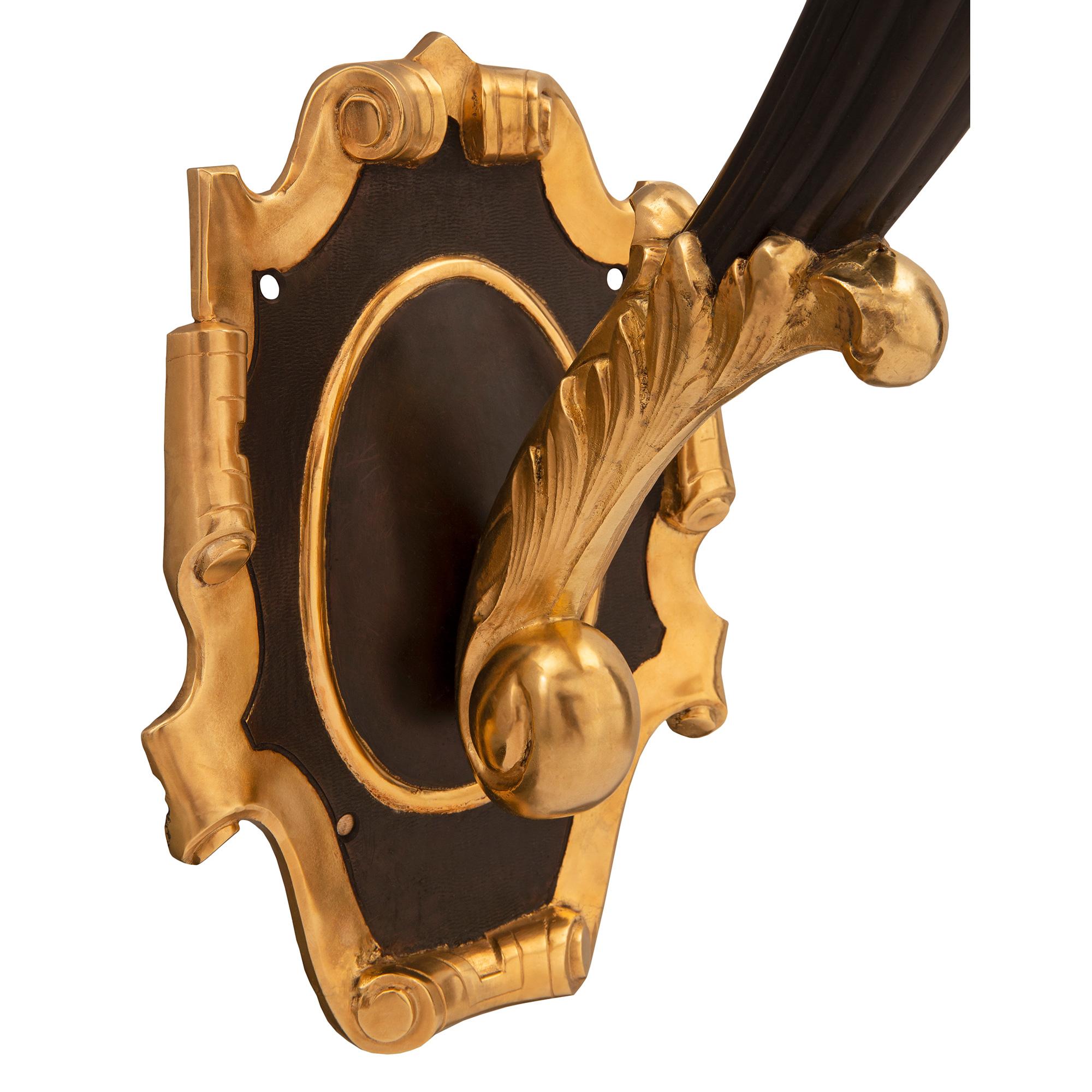 Similoro Coppia di sconsiglieri neoclassici francesi del XIX secolo in vendita