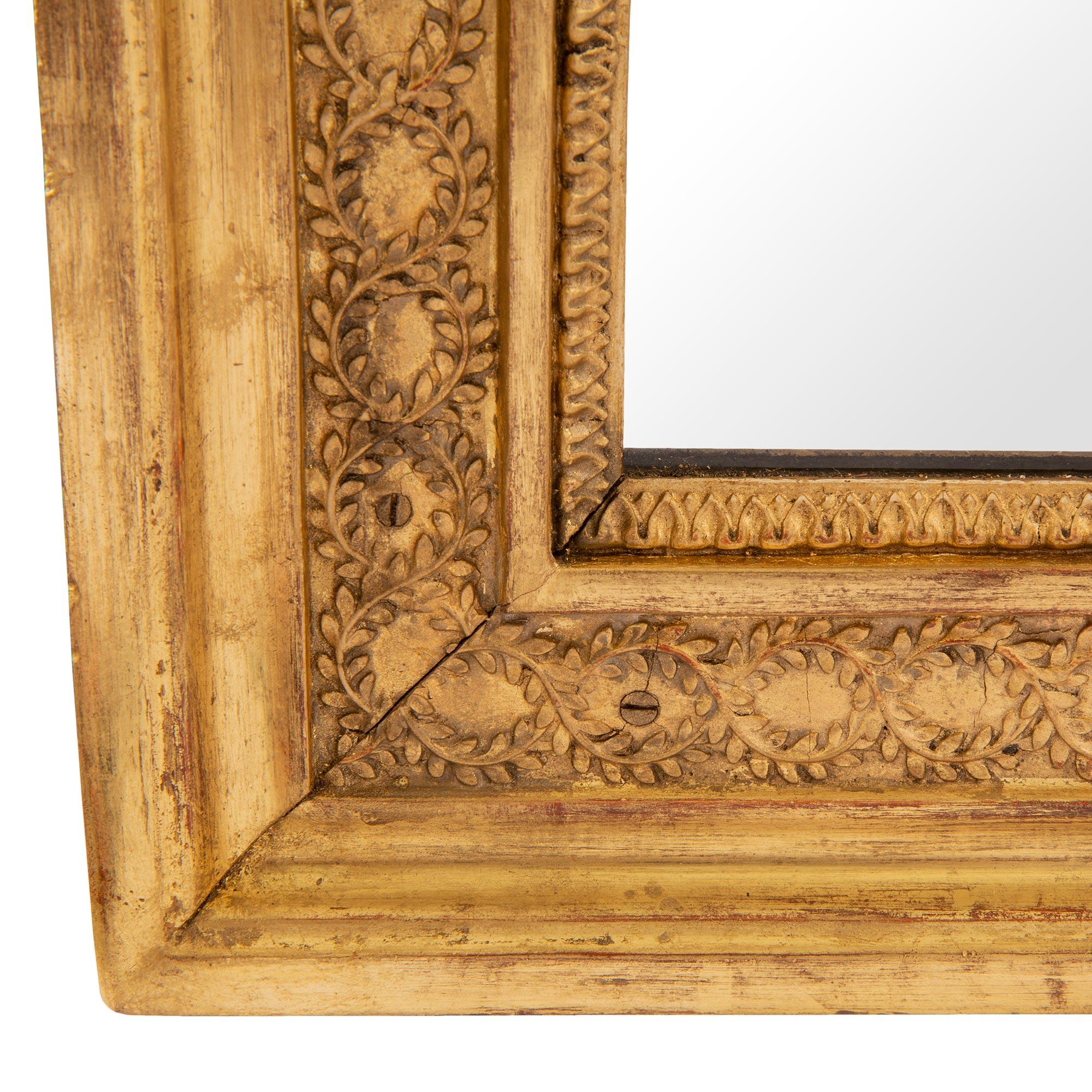 Pair of French 19th Century Neoclassical Style Giltwood Mirrors For Sale 3