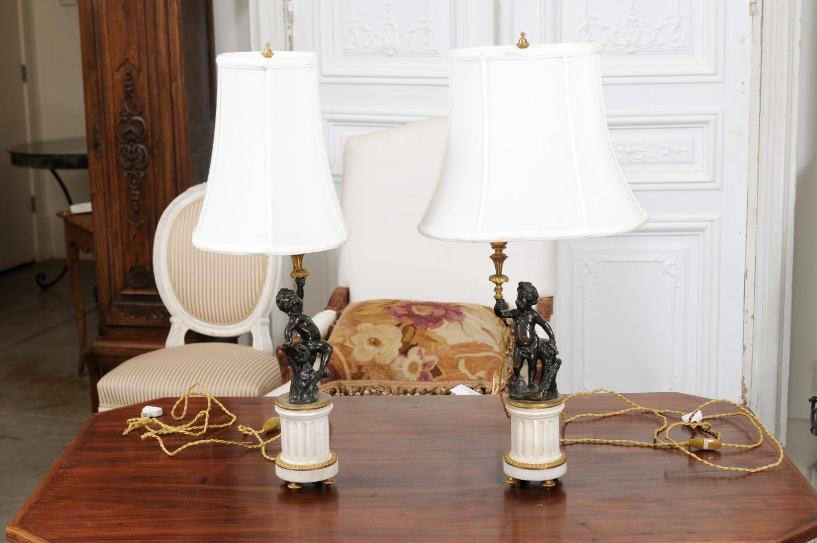 Pair of French 19th Century Neoclassical Style Marble and Bronze Putti Lamps For Sale 5