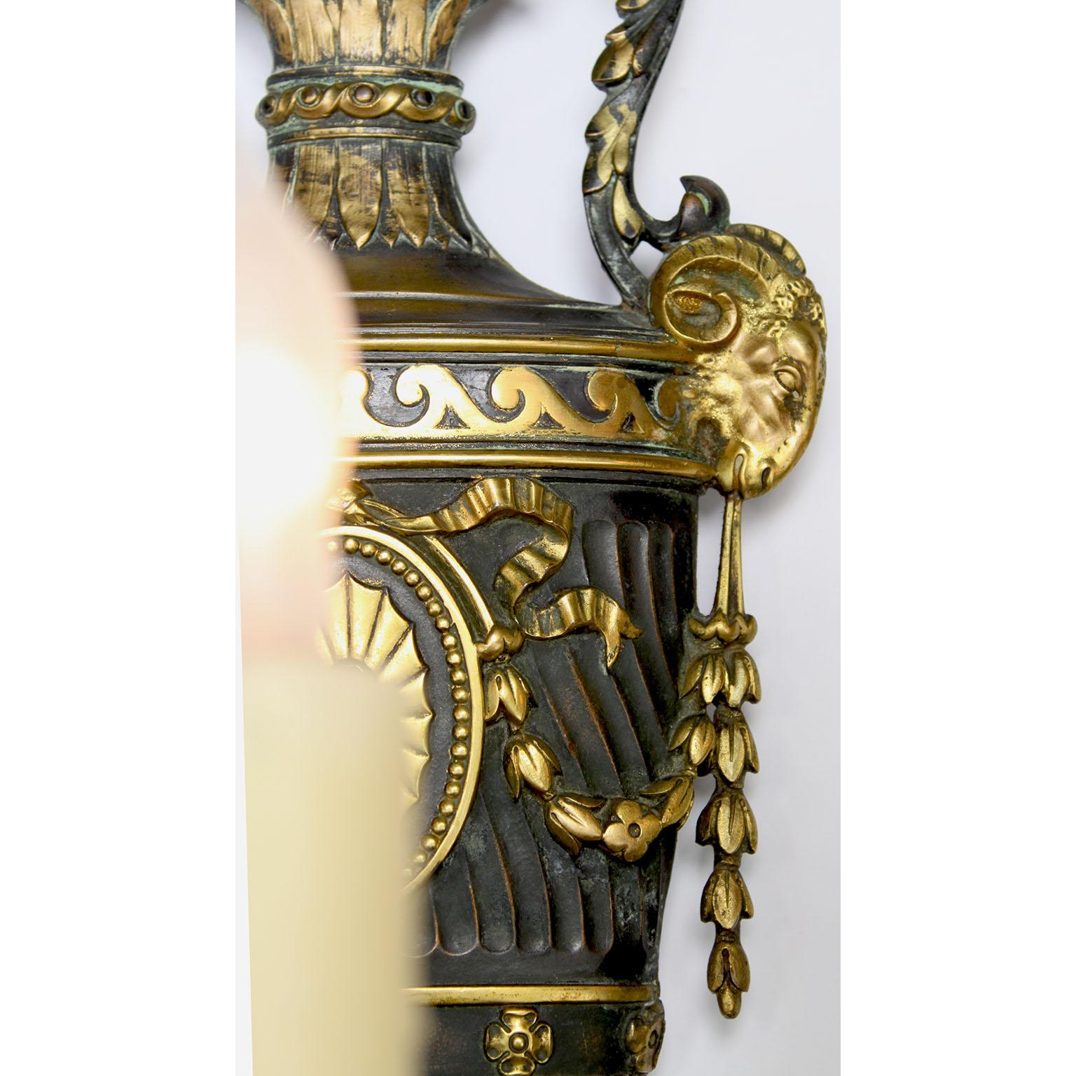 Pr. French 19th Century Empire Neoclassical Style Parcel-Gilt Bronze Wall Lights For Sale 5