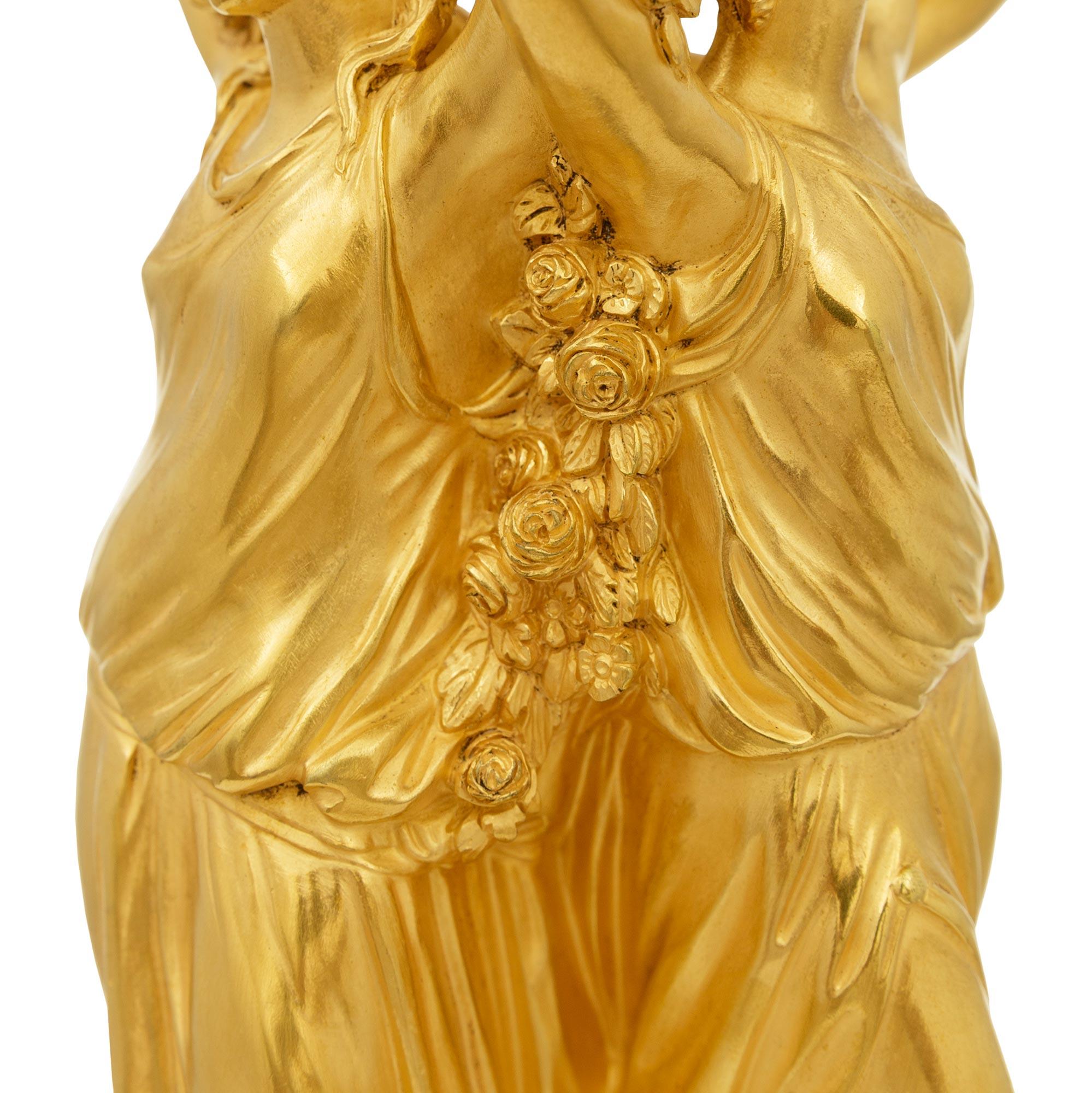 Cristallo coppia di centrotavola francesi del XIX secolo in Ormolu, marmo e cristallo Baccarat in vendita