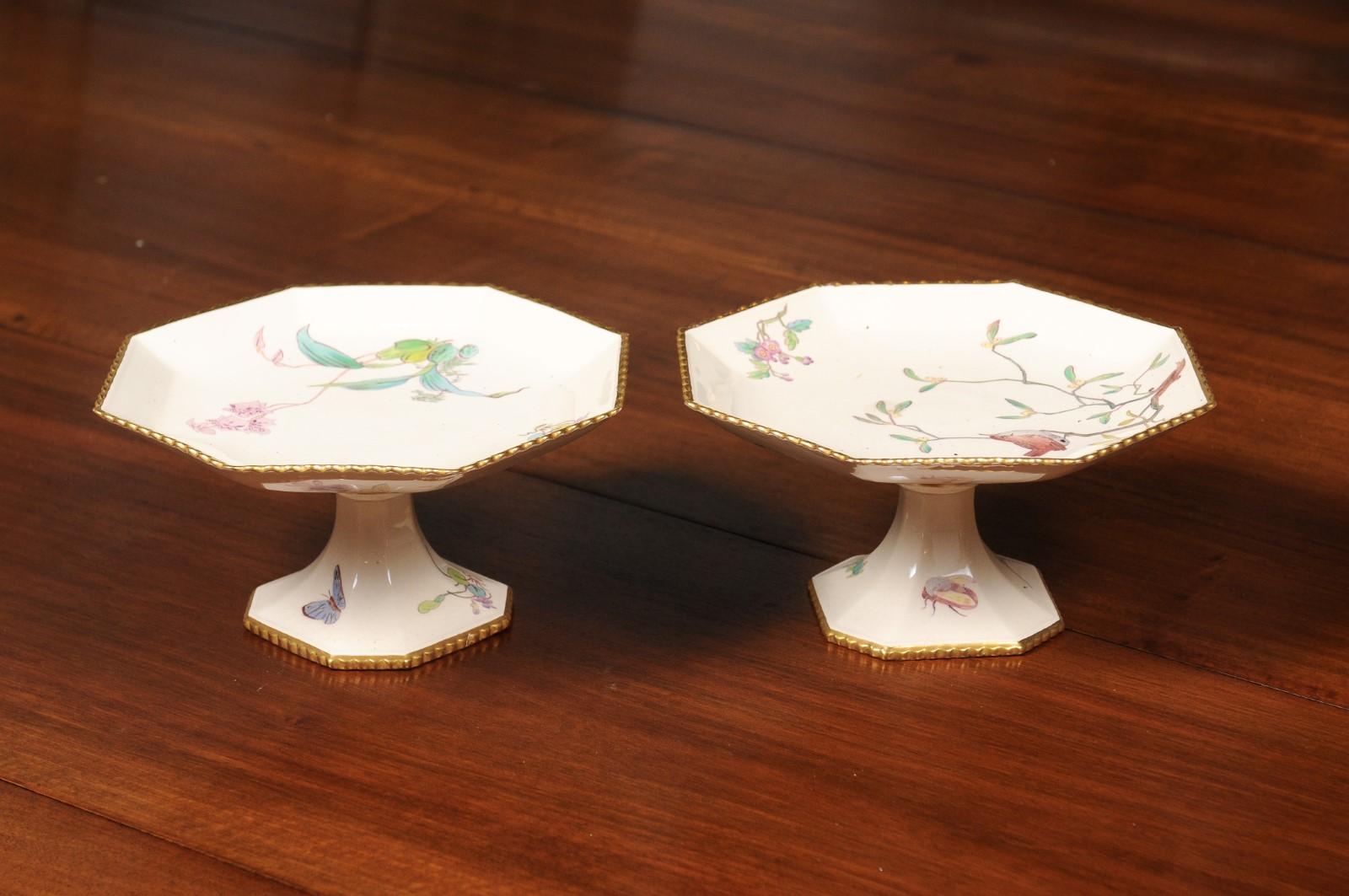 Pair of French 19th Century Porcelain Compotes with Painted Birds and Flowers For Sale 1