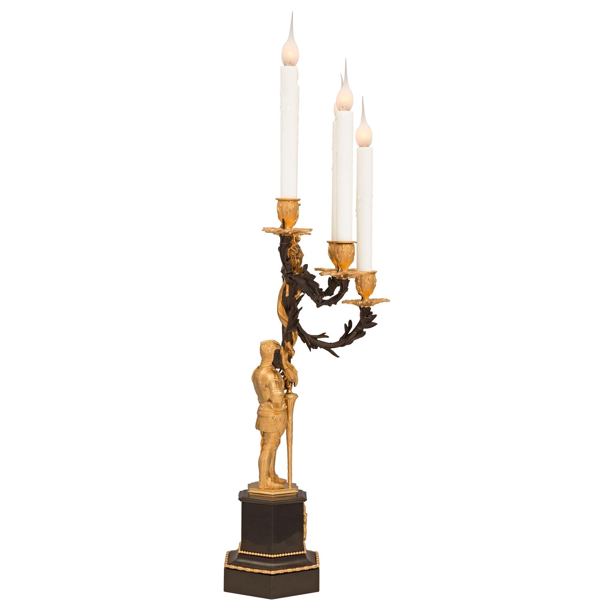 Renaissance Paire de lampes candélabres de style Restauration française du 19ème siècle en vente