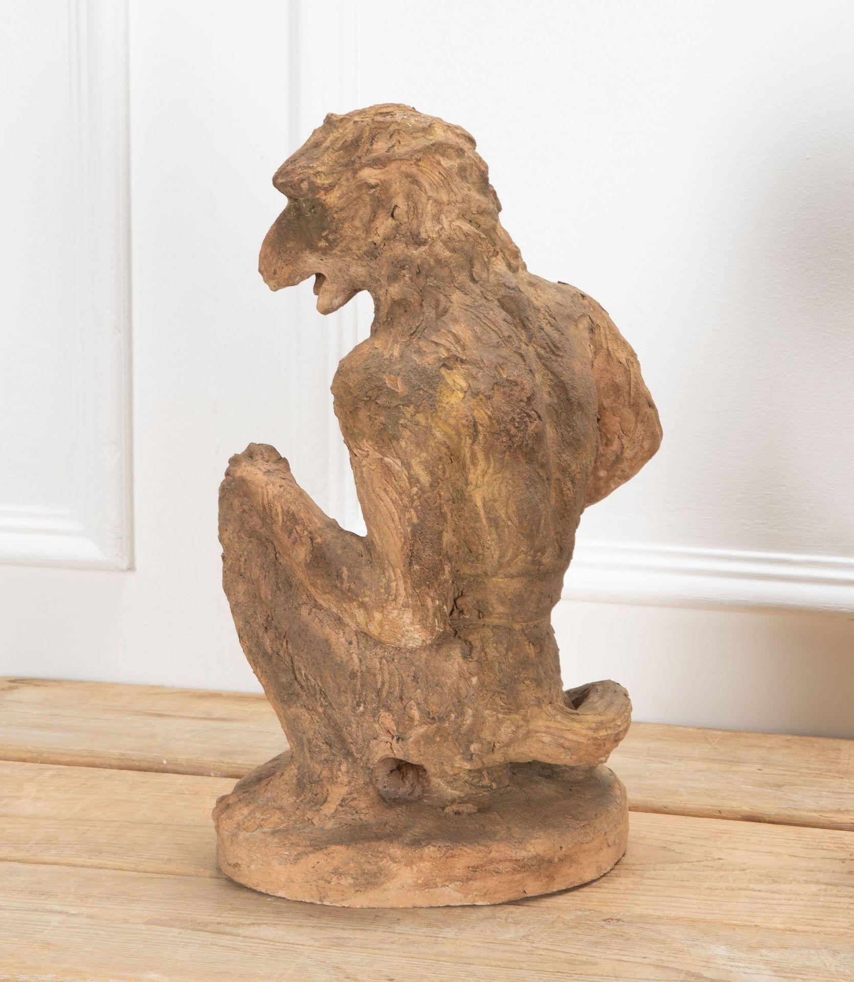 Pareja de monos franceses de terracota del siglo XIX en venta 4