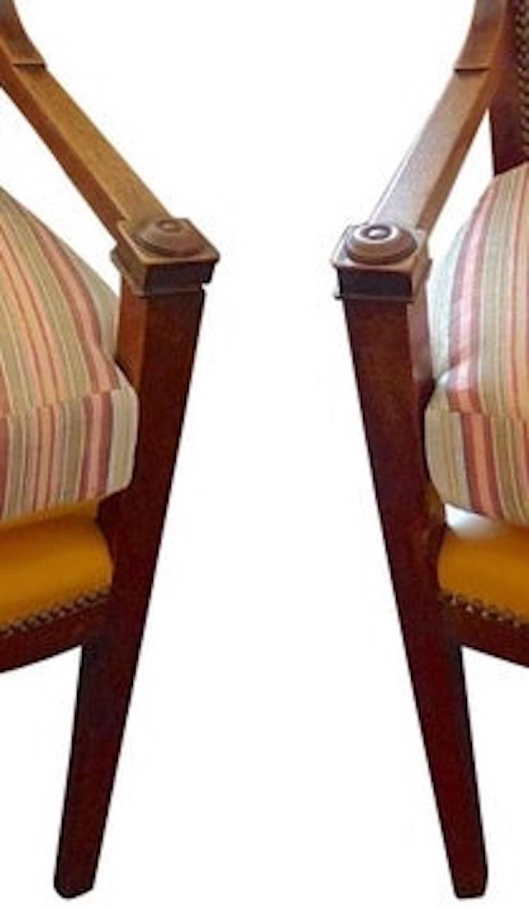 Paar französische Sessel aus Nussbaumholz des 19. Jahrhunderts mit Stoff- und Lederkissen (Walnuss) im Angebot