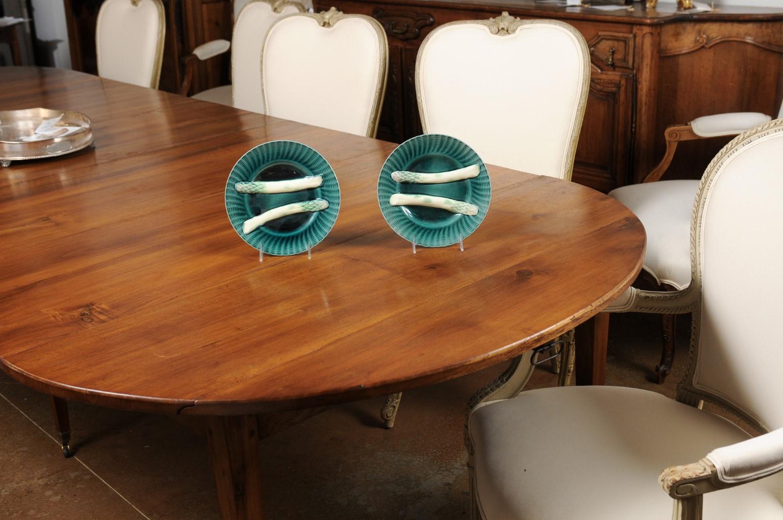 Pair of French 20th Century Asparagus Plates with Aqua Color and Rippled Accents In Good Condition For Sale In Atlanta, GA