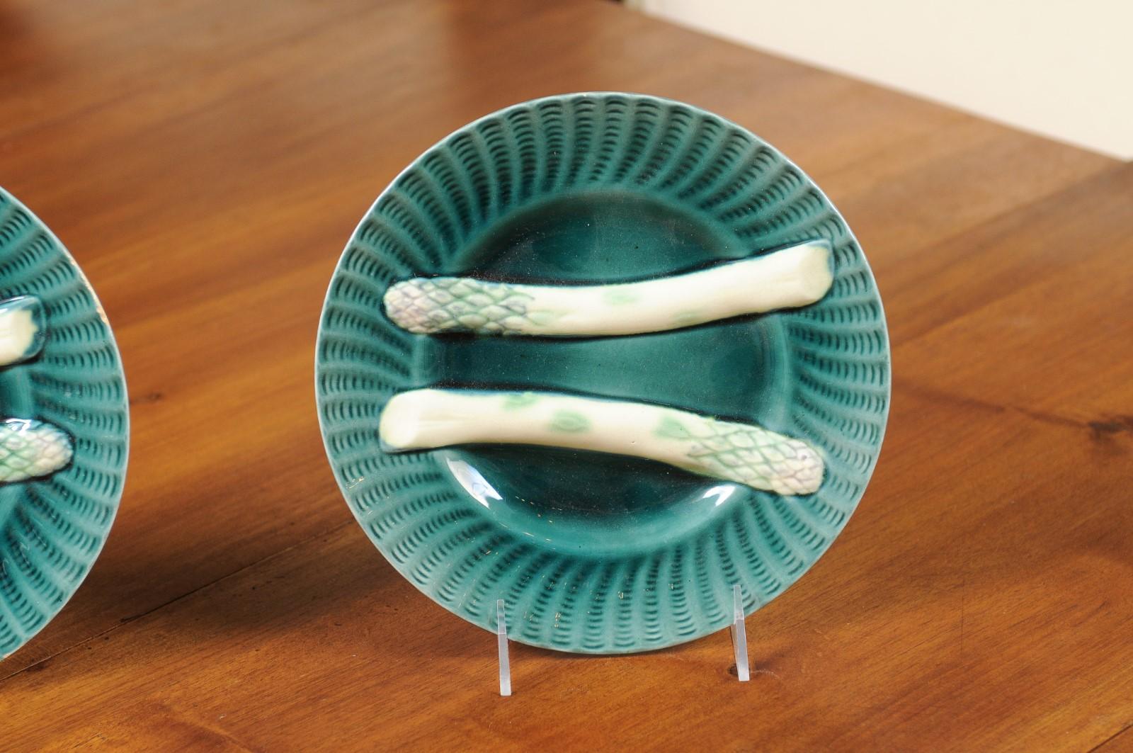 Pair of French 20th Century Asparagus Plates with Aqua Color and Rippled Accents For Sale 1