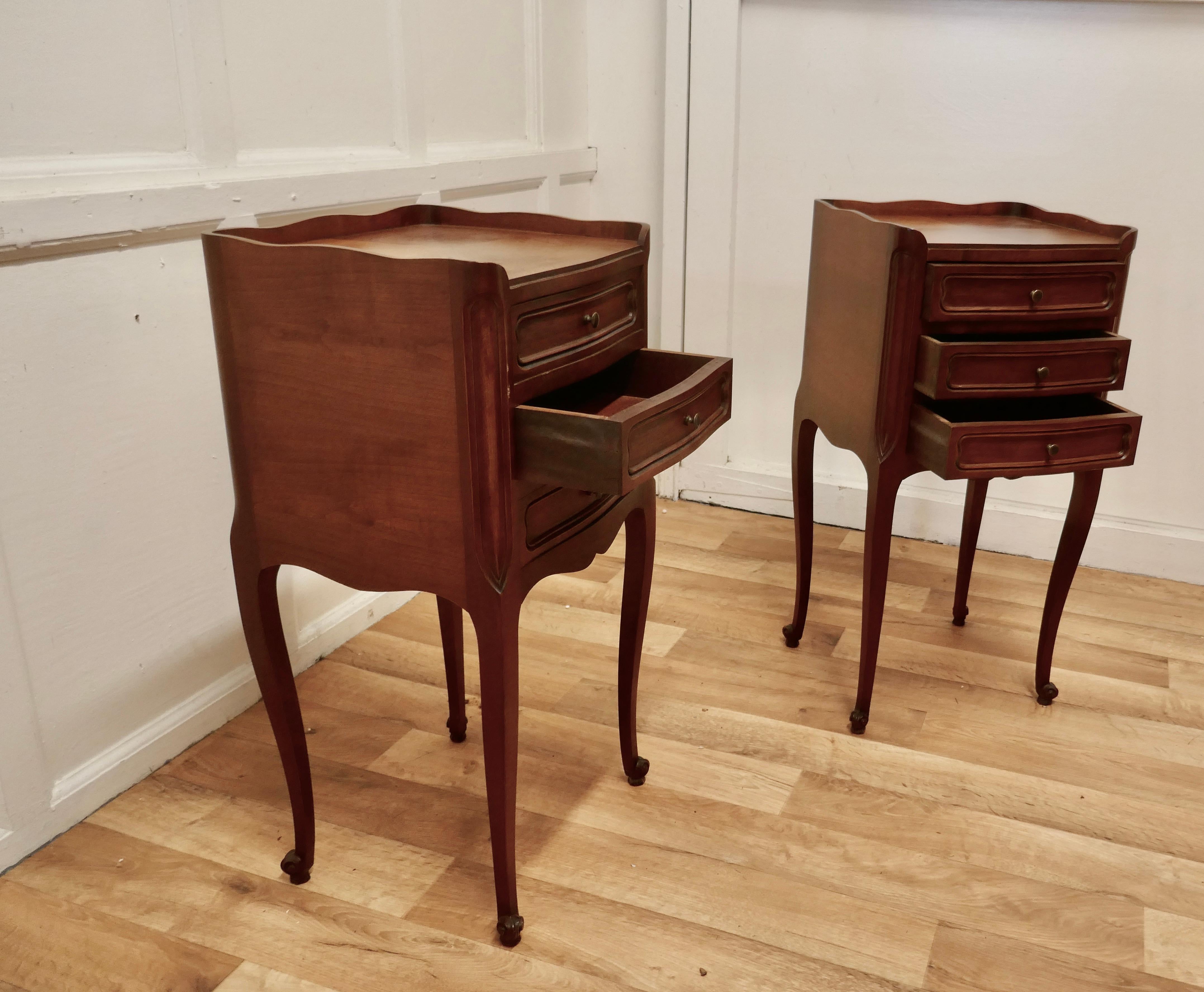 Pair of French 3 Drawer Cherry Wood Bedside Cabinets  In Good Condition In Chillerton, Isle of Wight