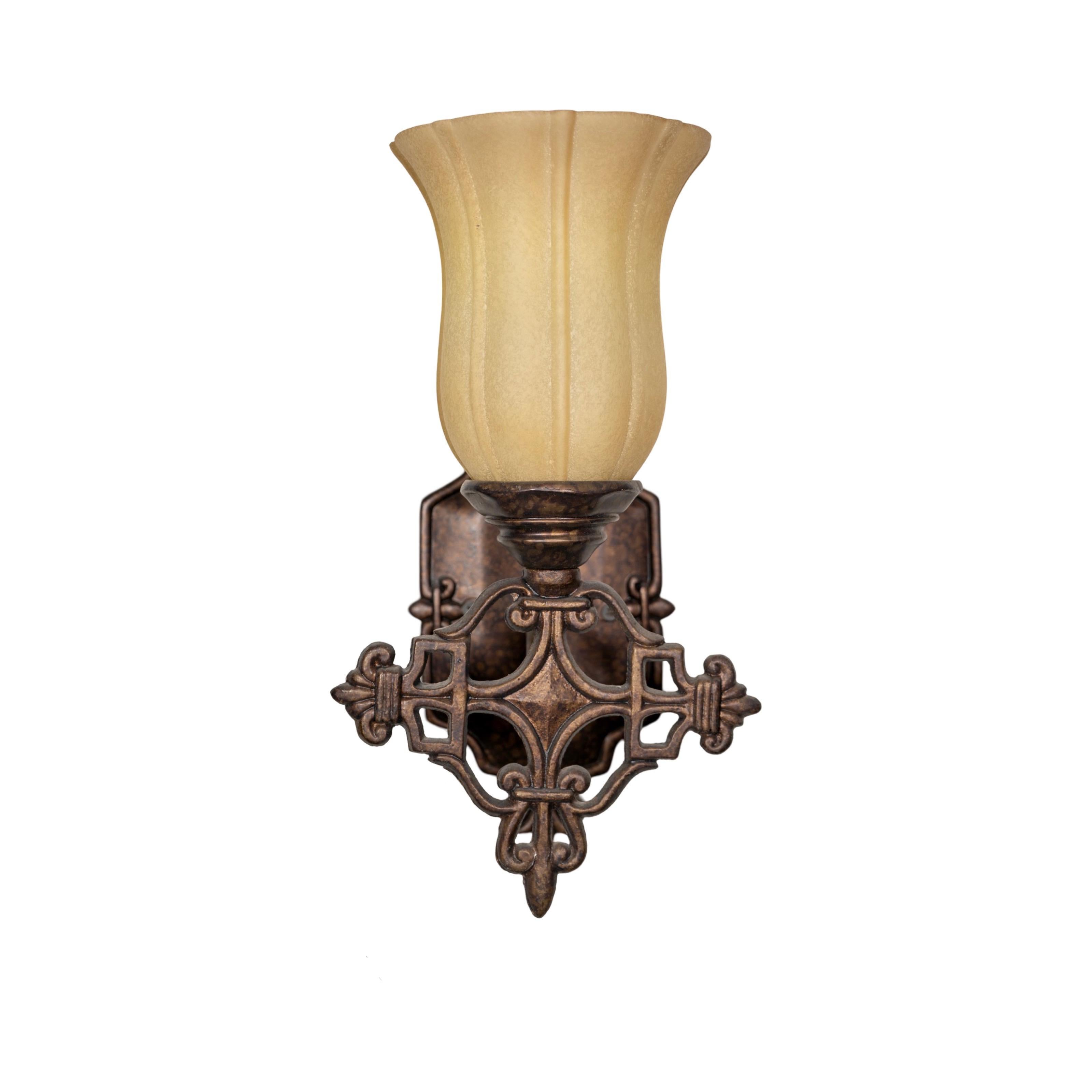 Coppia di lampade da parete francesi in alabastro e bronzo In condizioni buone in vendita a Dallas, TX