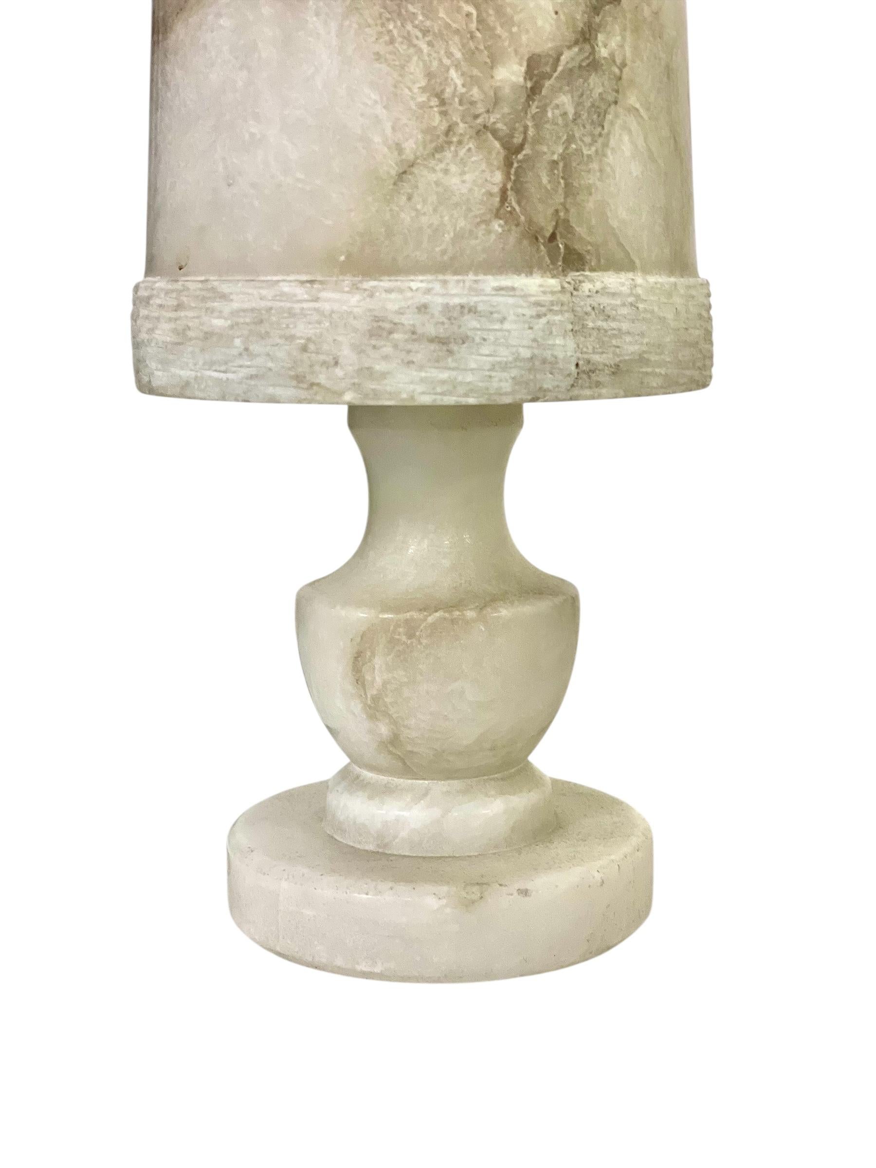 Pair of French Alabaster Table Lamps, Circa 1890 For Sale 3